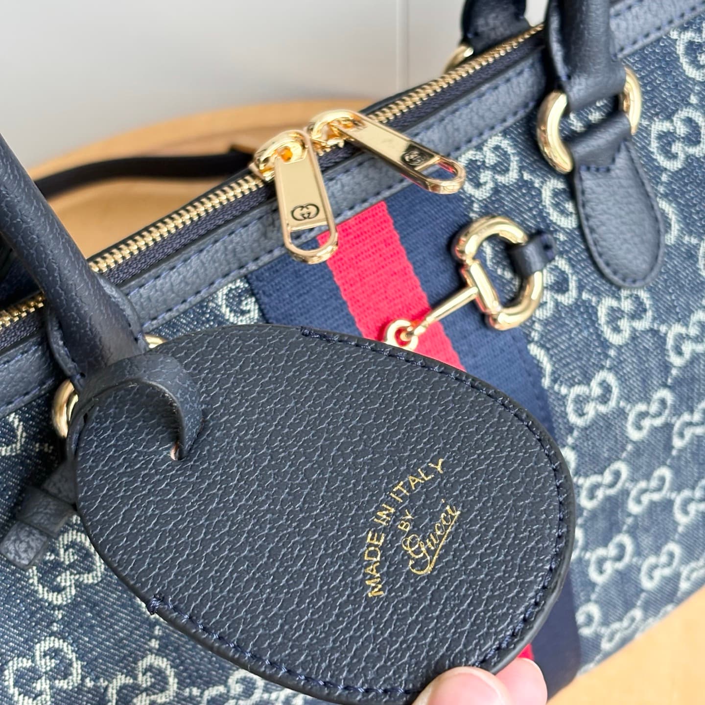 Gucci Product 866734