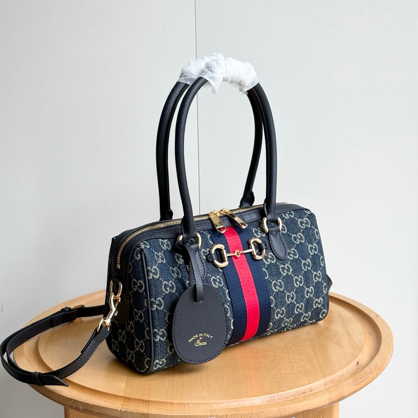 Gucci Product 866732