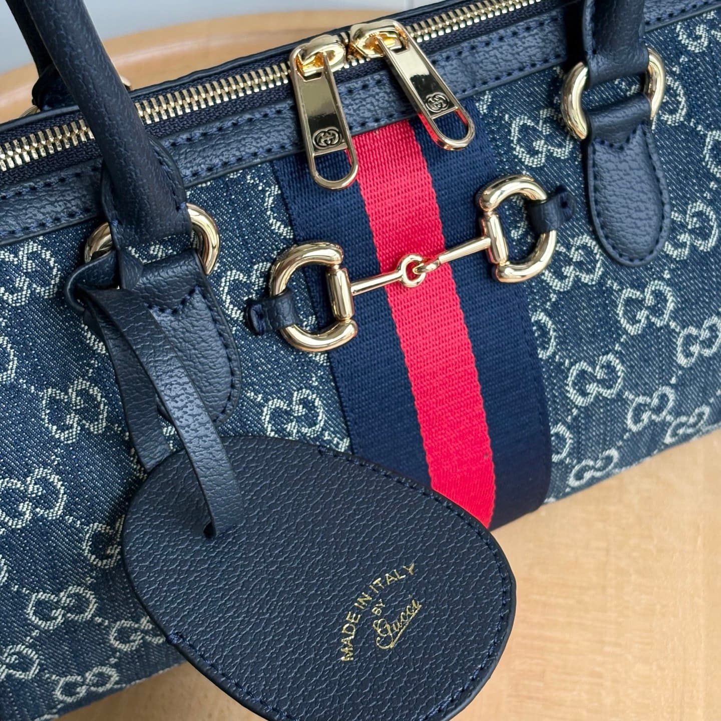 Gucci Product 866732