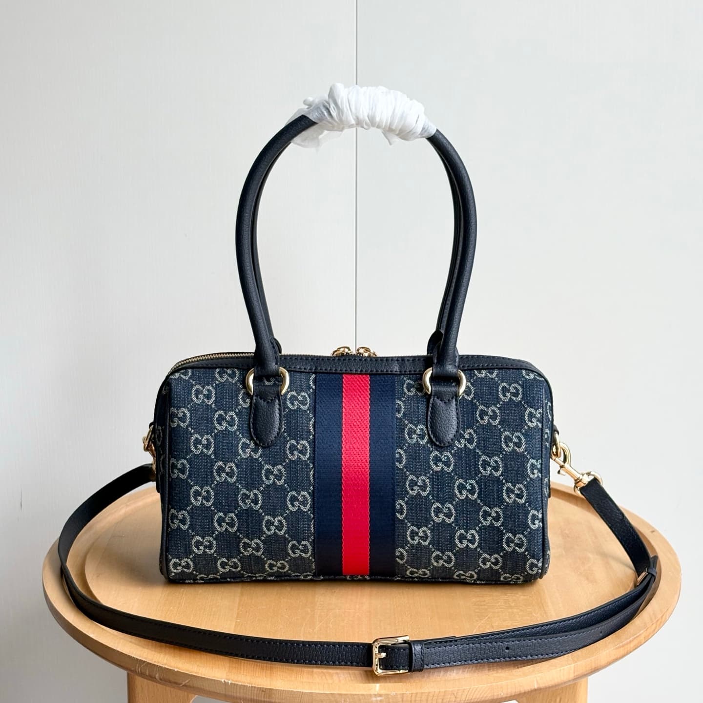 Gucci Product 866732