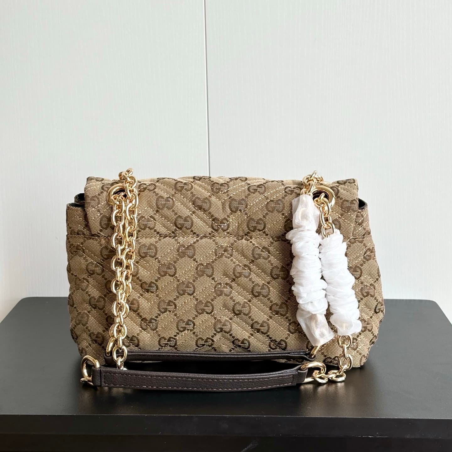Gucci Product 855371