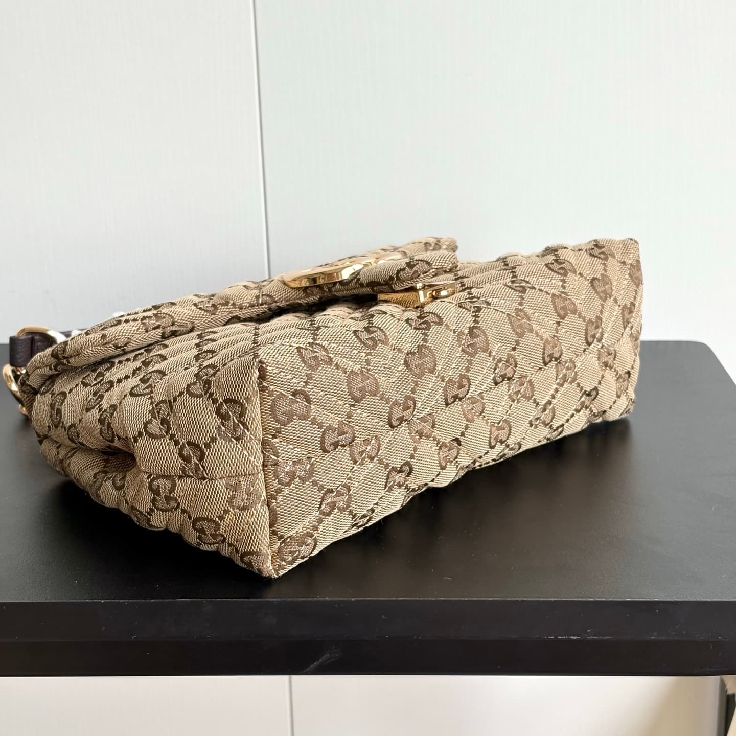 Gucci Product 855371