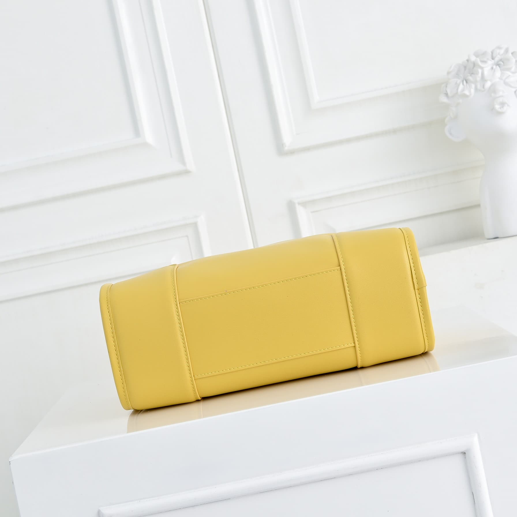 Balenciaga White Medium Bag 9156