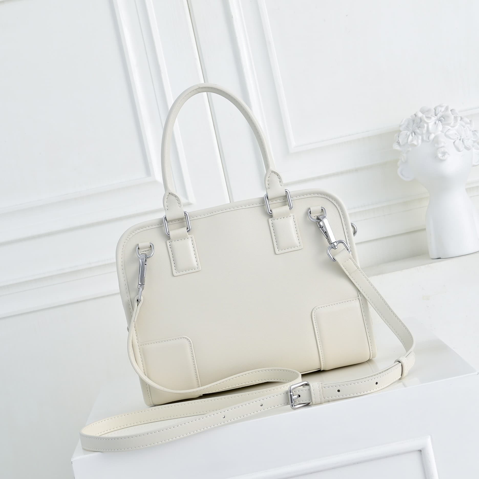 Balenciaga White Medium Bag 9156