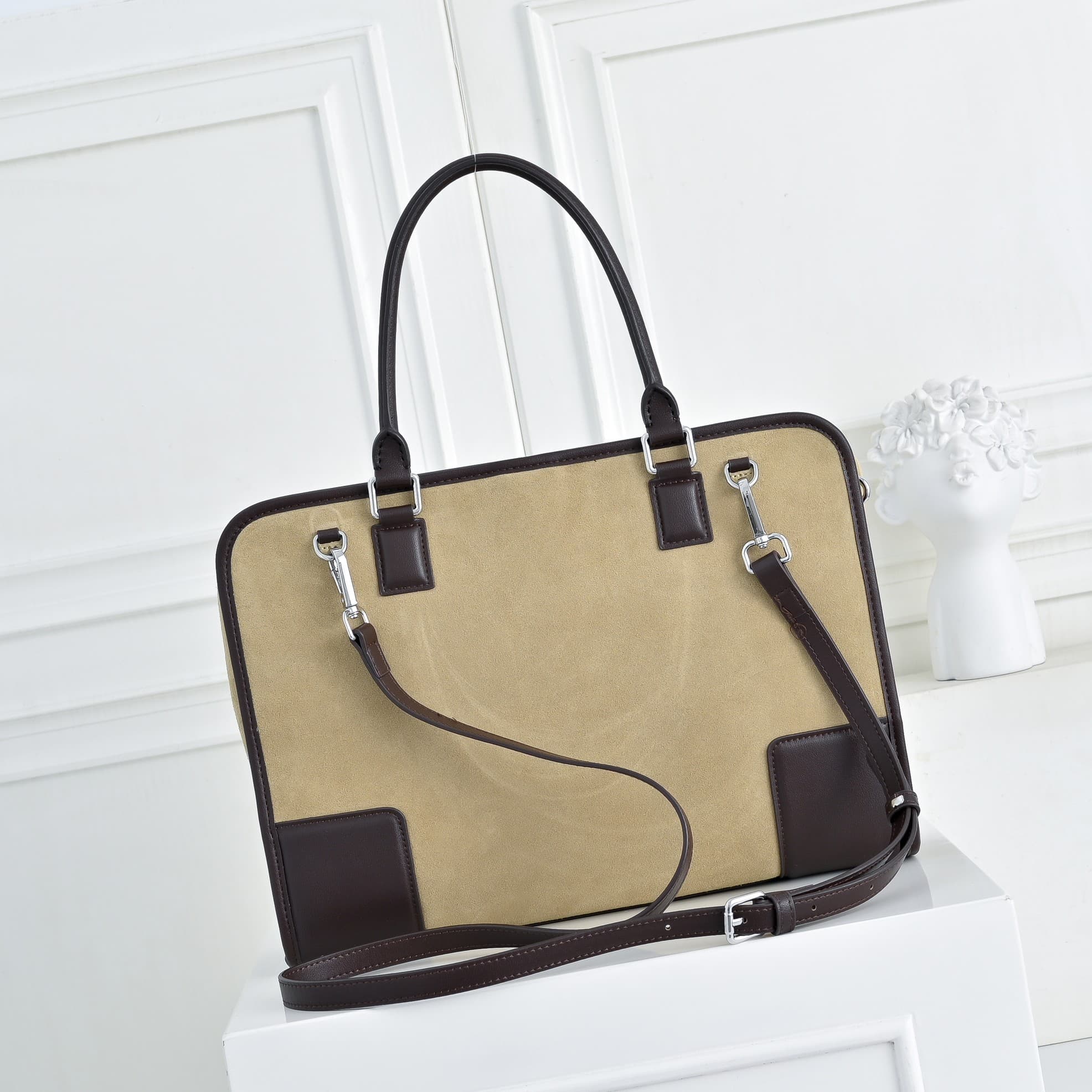 Balenciaga White Large Bag 9157