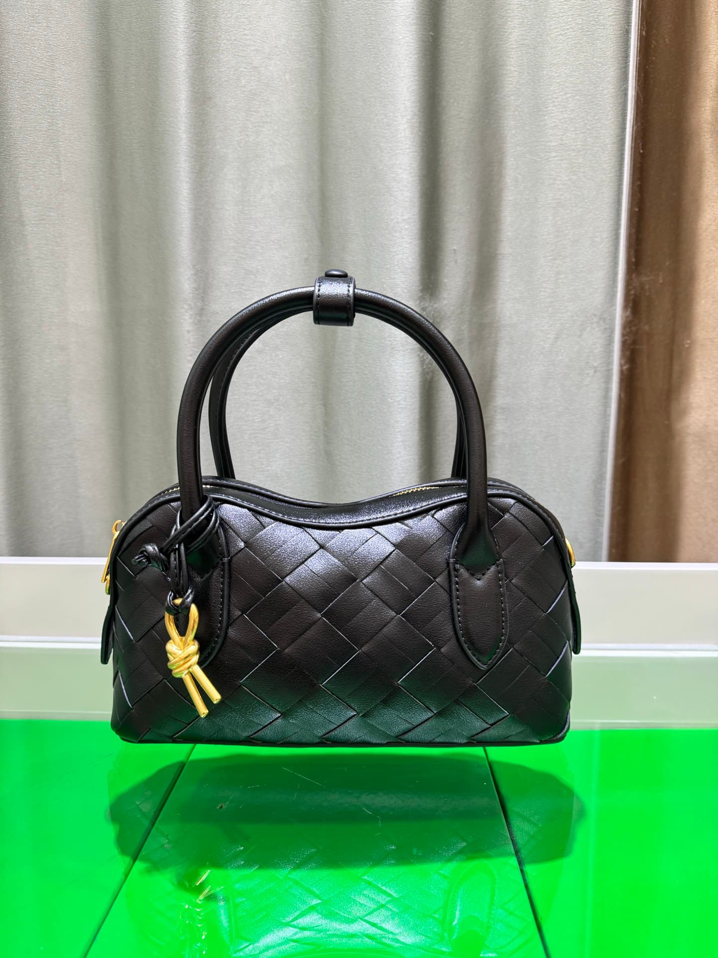 Bottega Veneta Small Crossbody Bag 9980