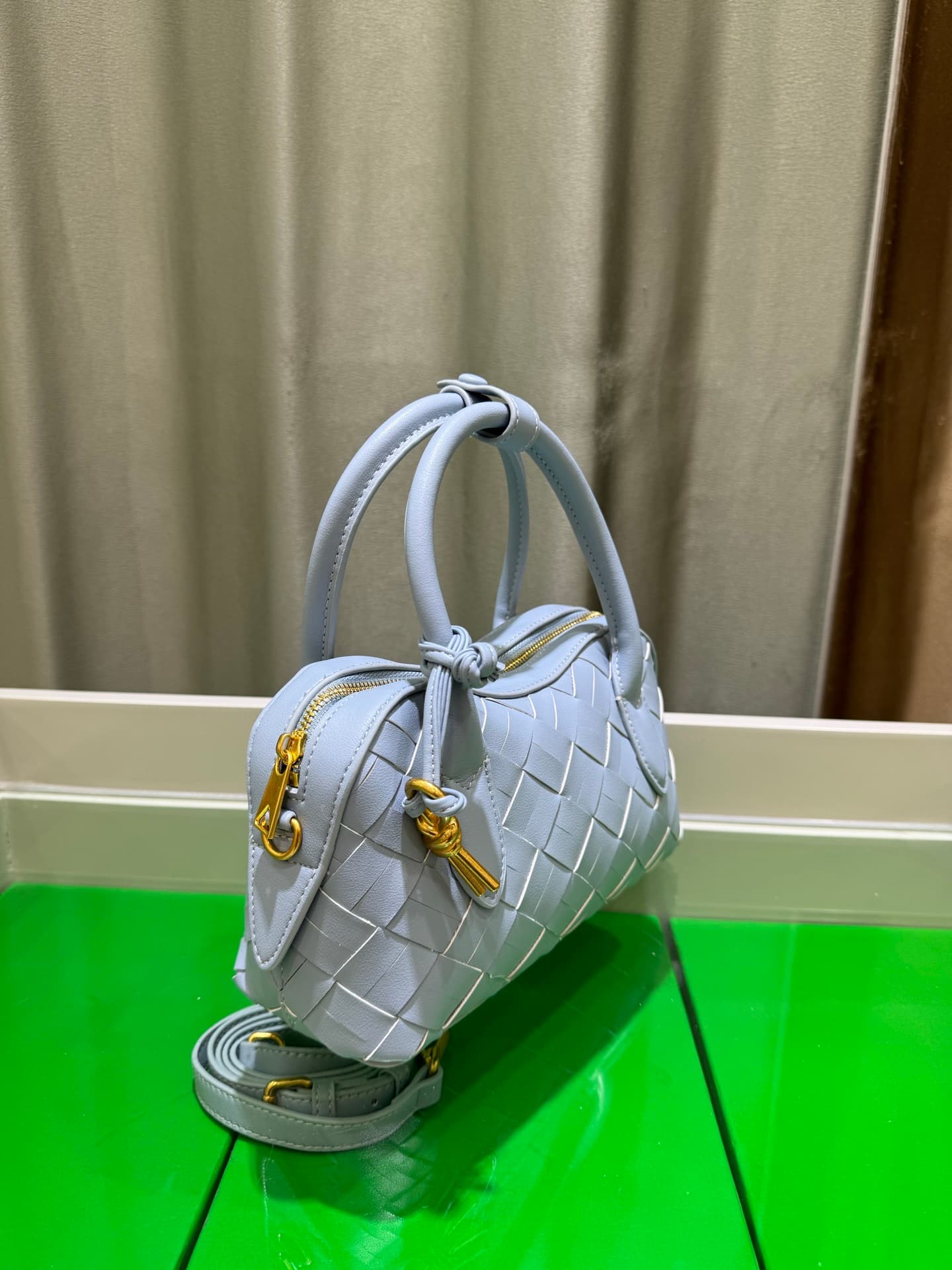 Bottega Veneta Small Crossbody Bag 9980