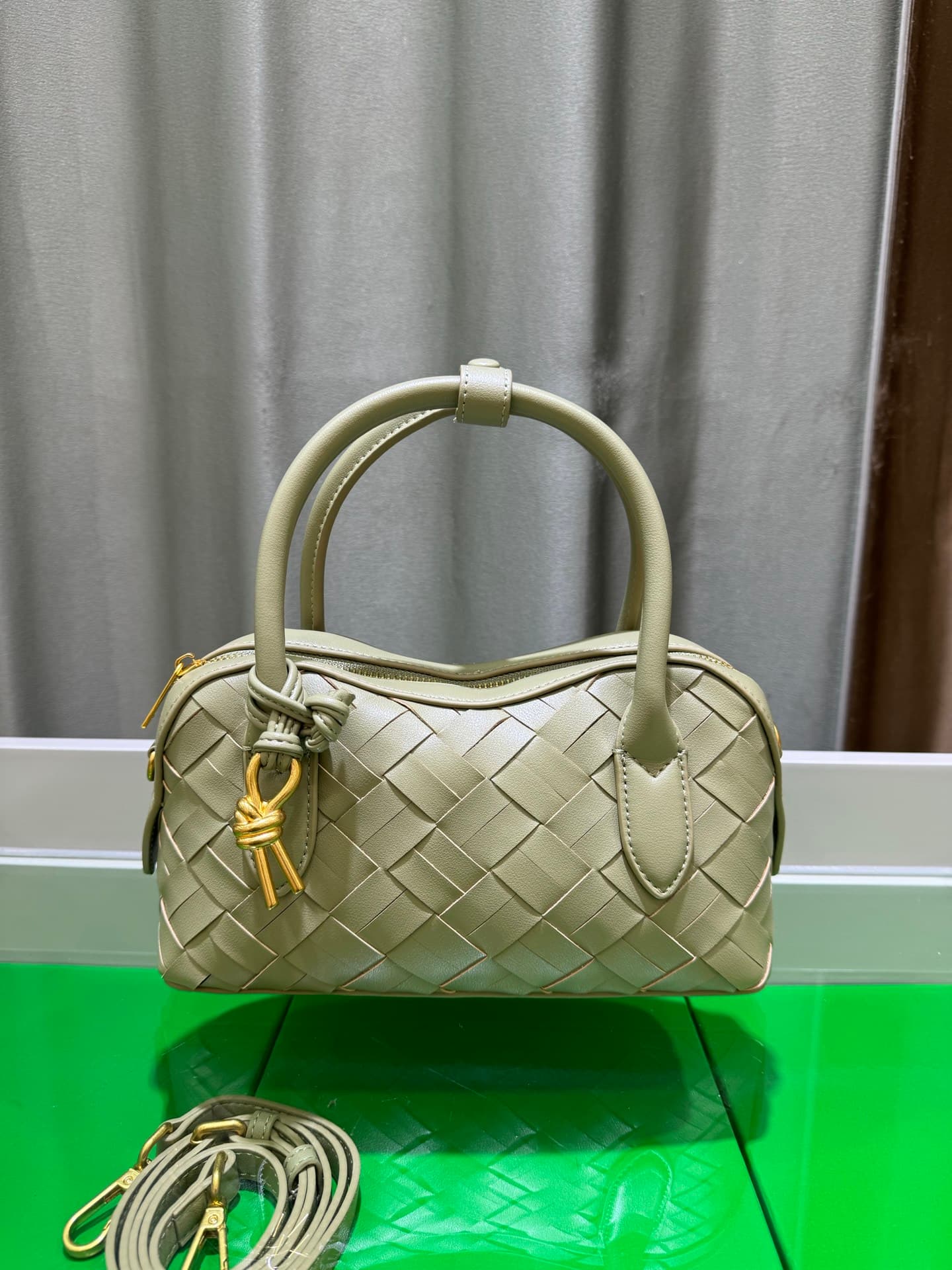 Bottega Veneta Small Crossbody Bag 9980