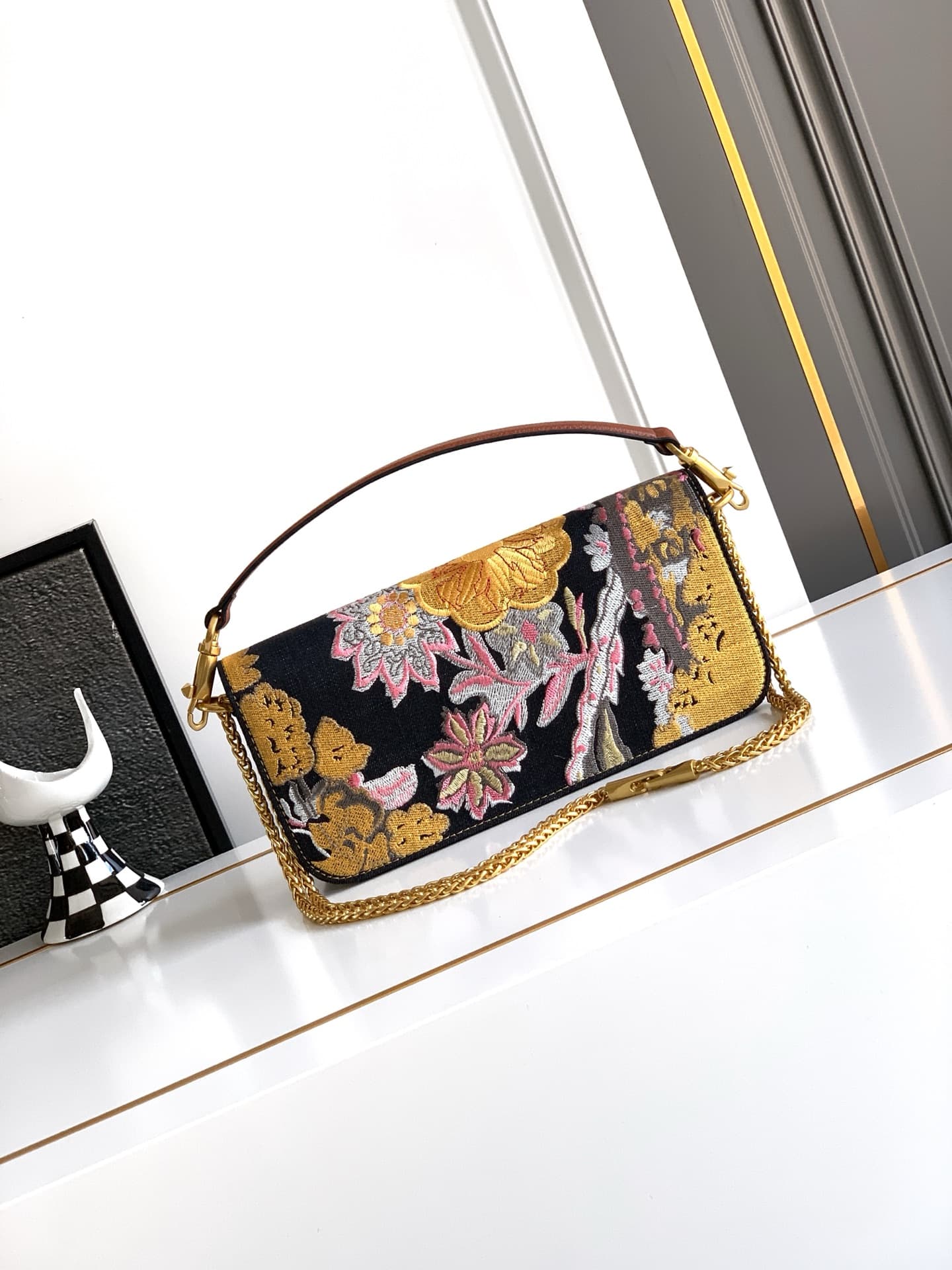 Valentino Crossbody Bag 5068