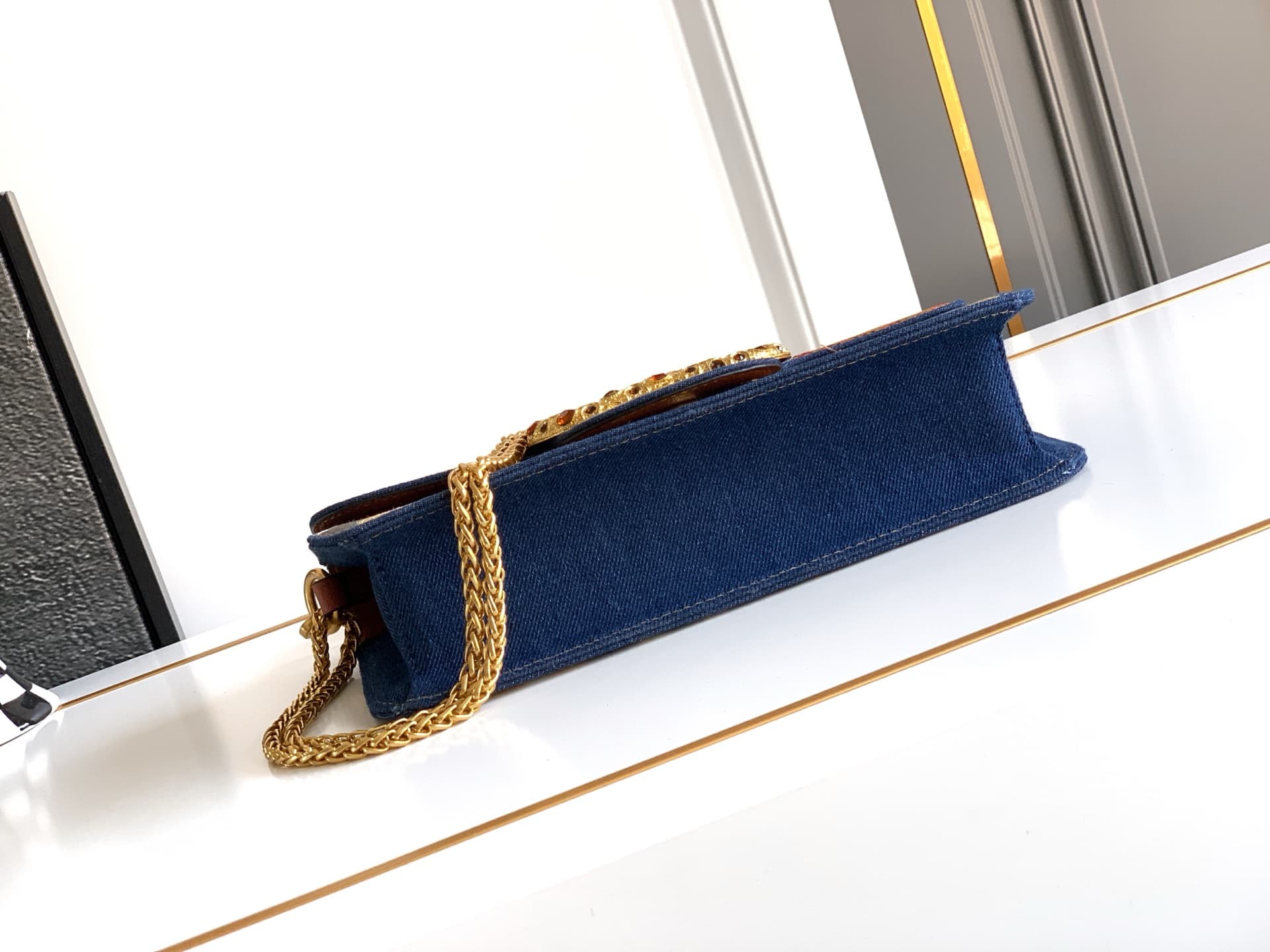 Valentino Crossbody Bag 5068