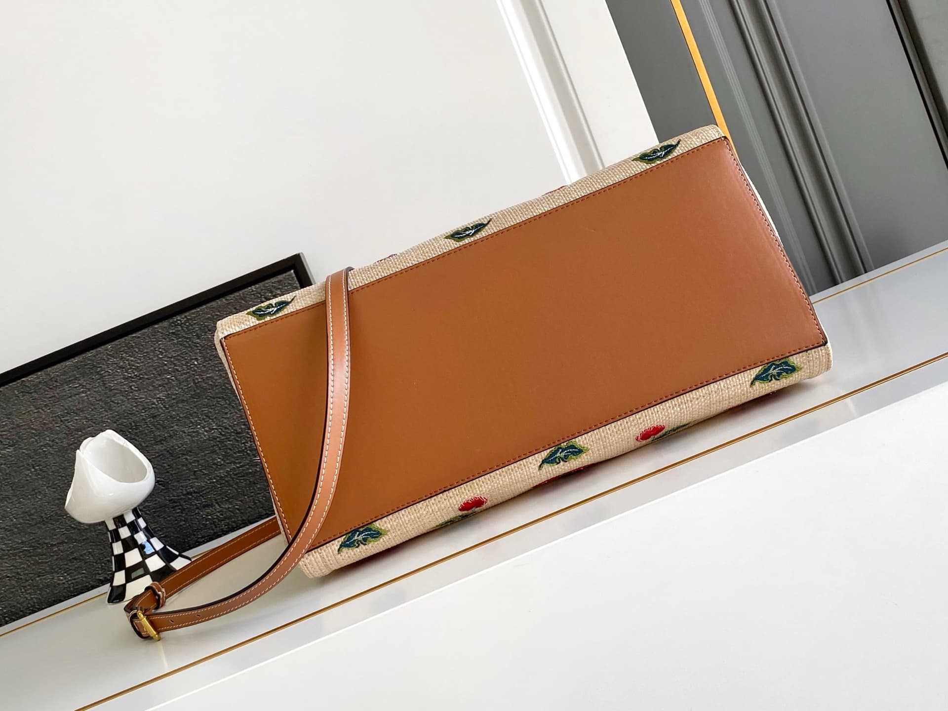Valentino Brown Bag 5056