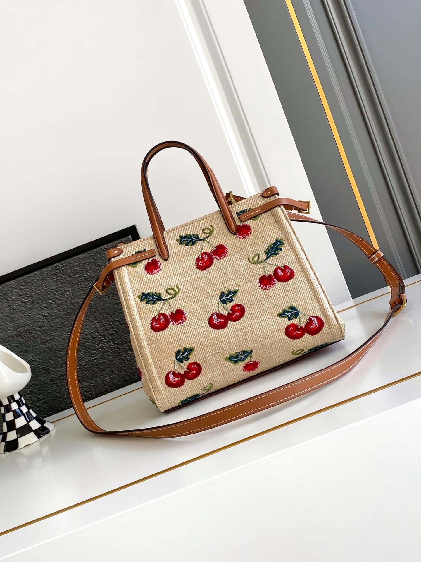 Valentino Brown Bag 5055