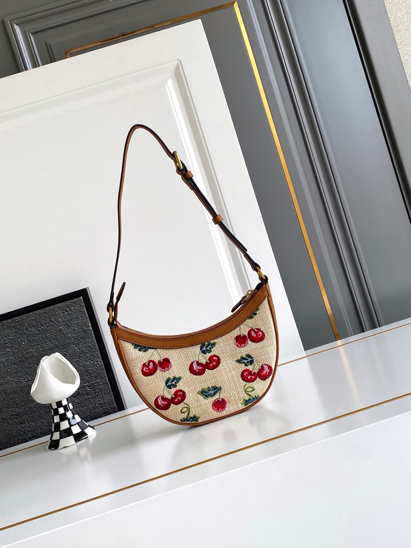 Valentino Brown Bag 5059