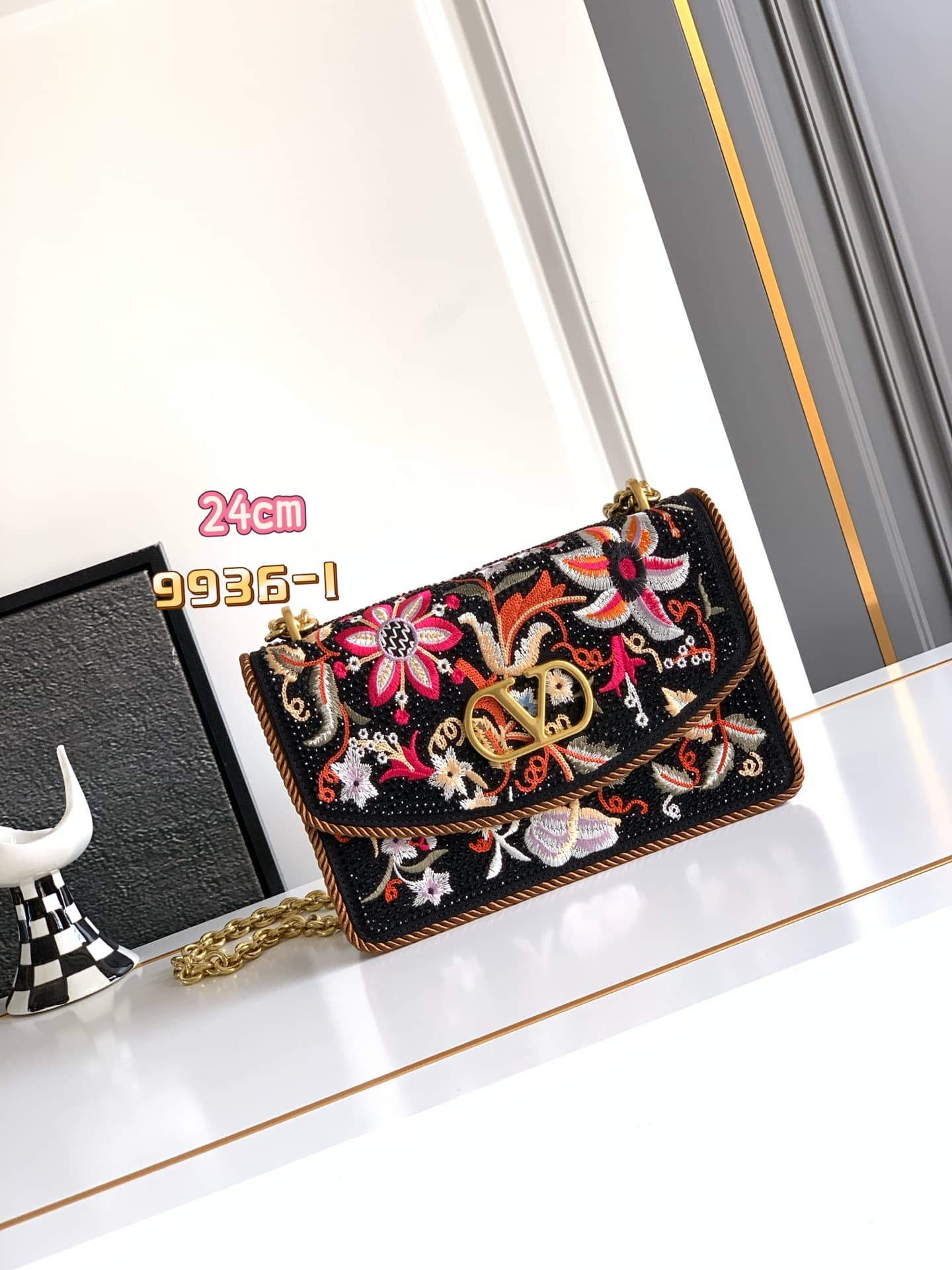 Valentino Shoulder Bag 9936-1