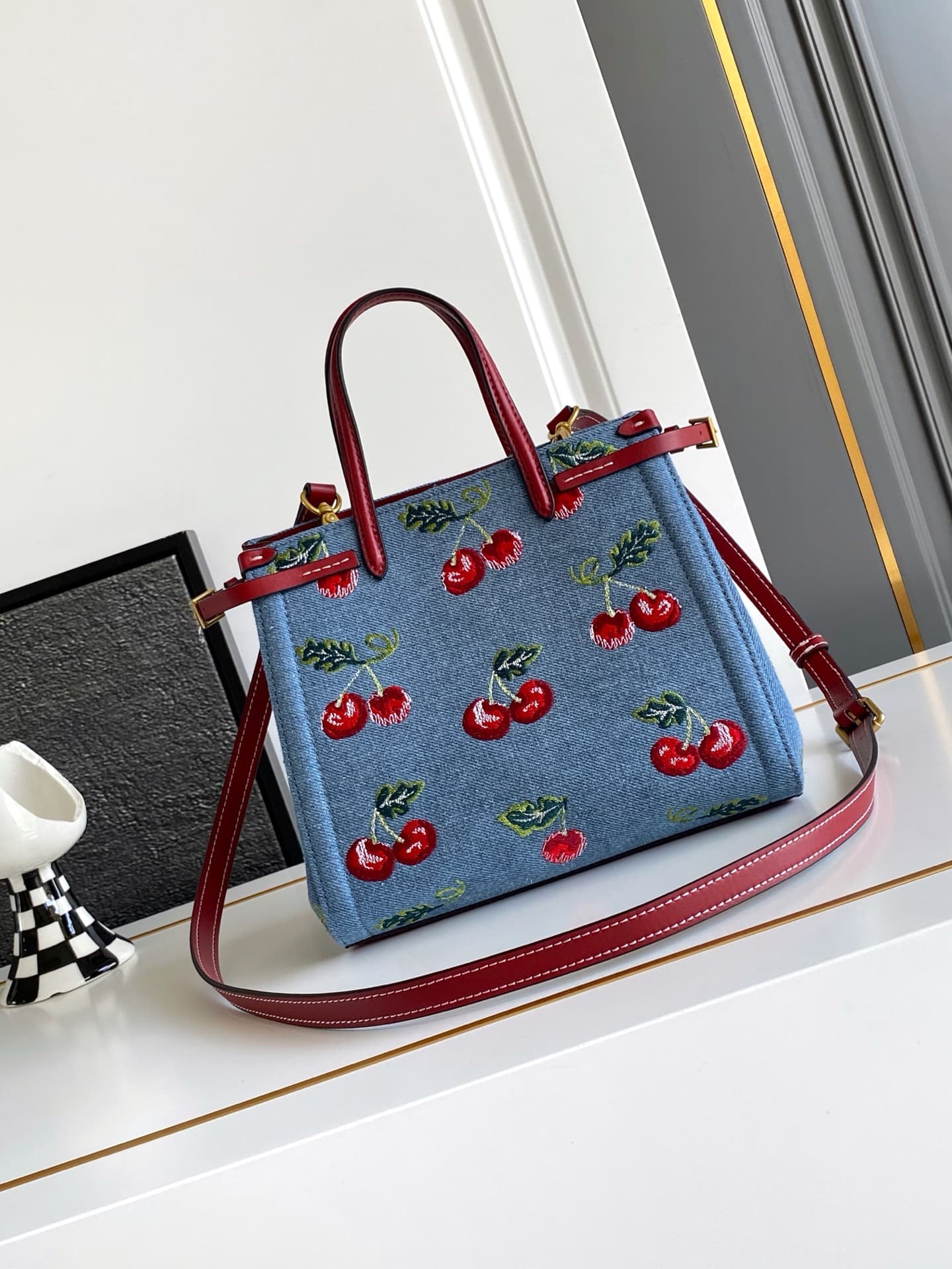 Valentino Brown Bag 5061
