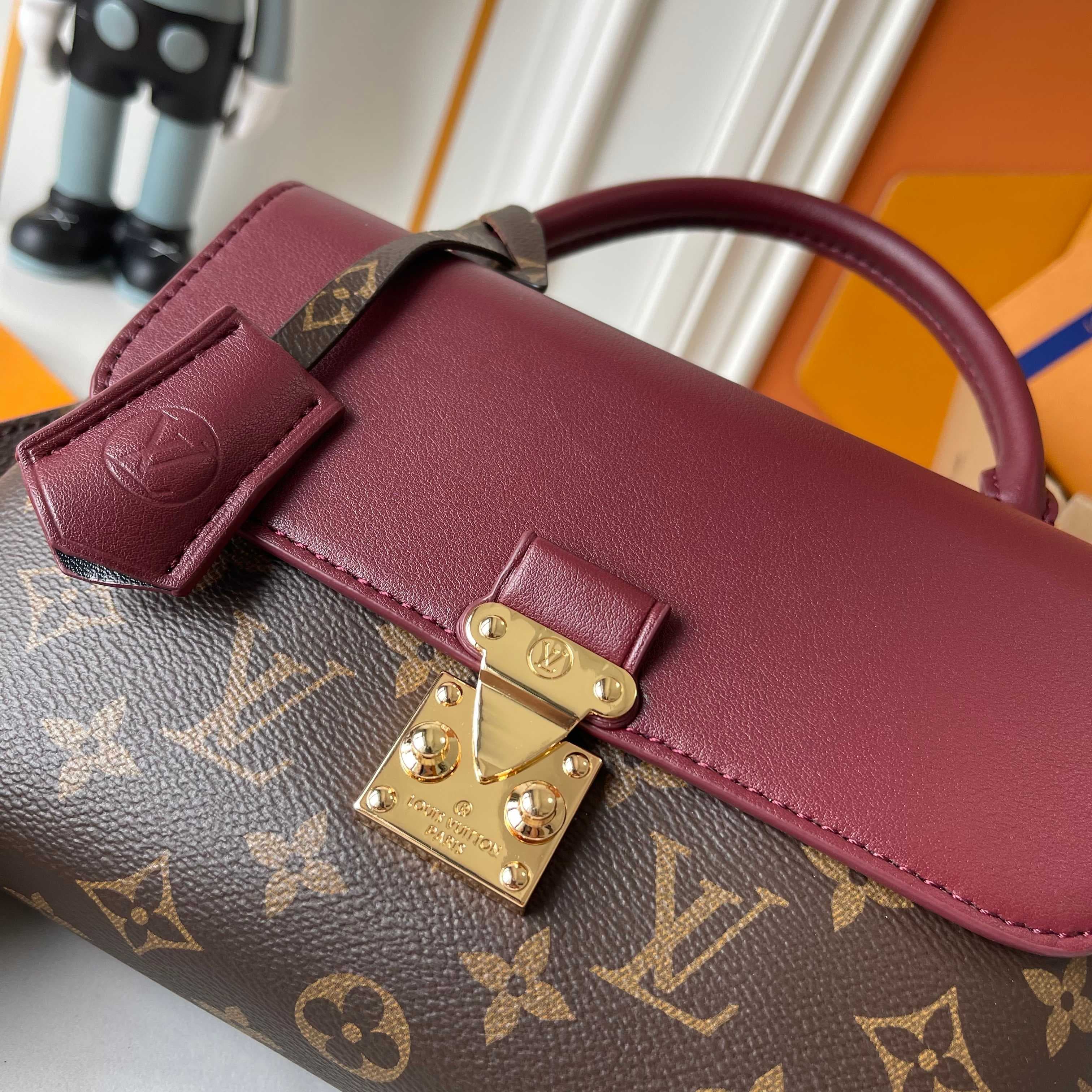 Louis Vuitton Bag M27511