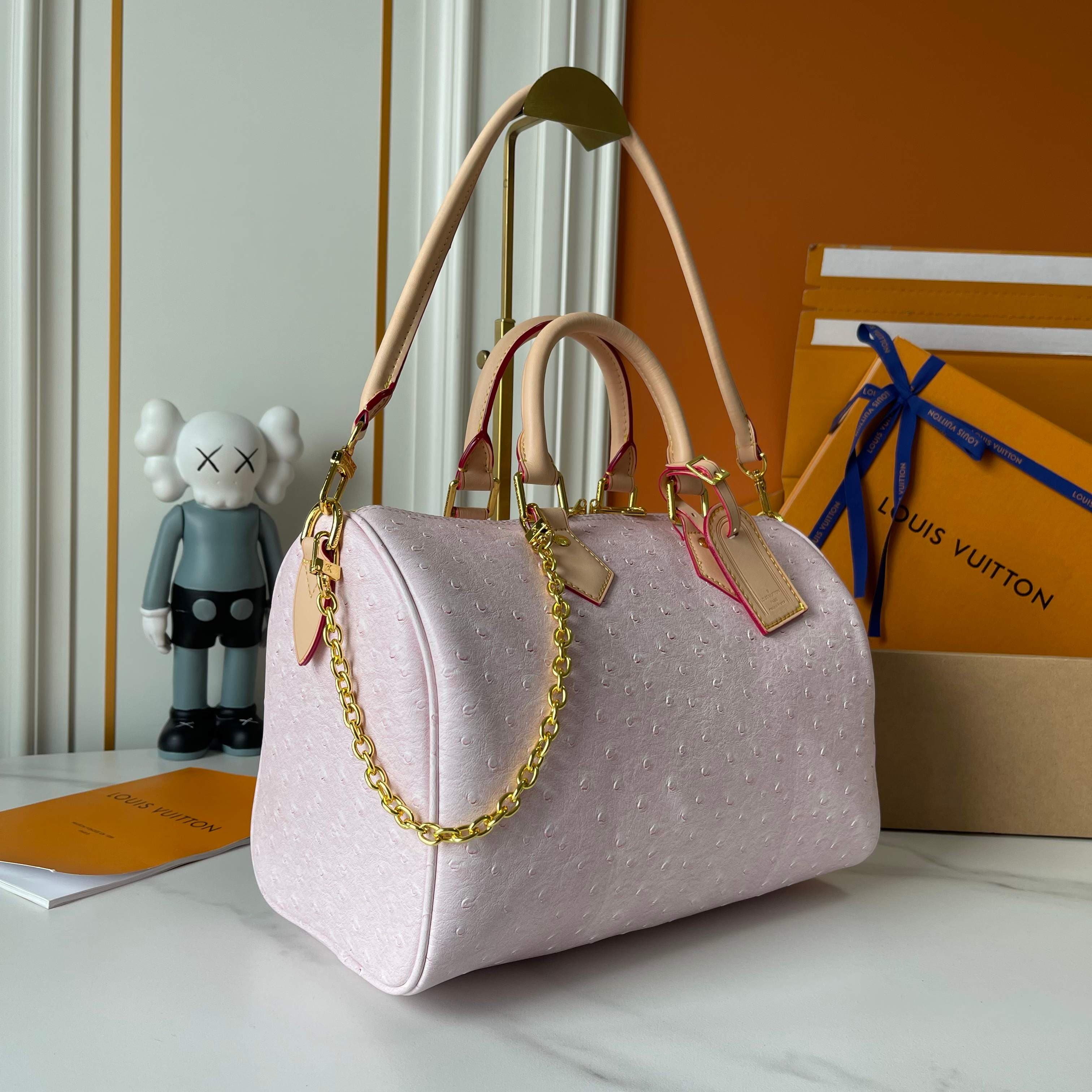 Louis Vuitton White Shoulder Bag M13344