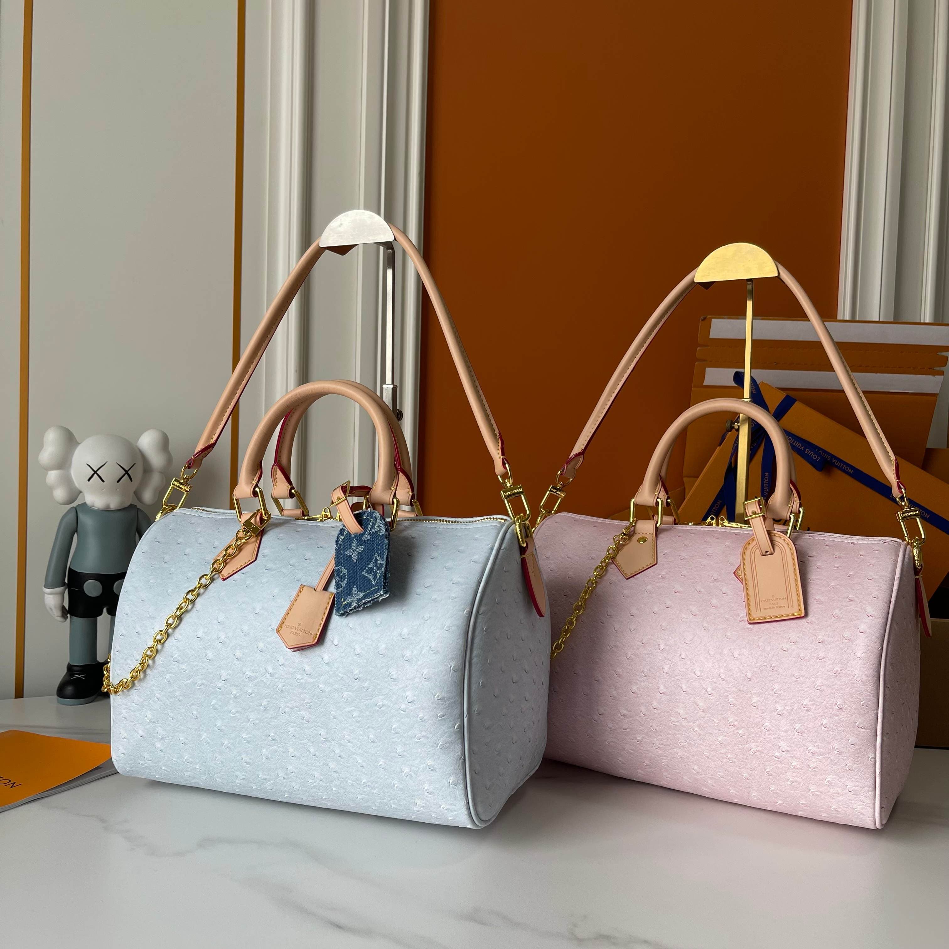 Louis Vuitton Accessory M13344