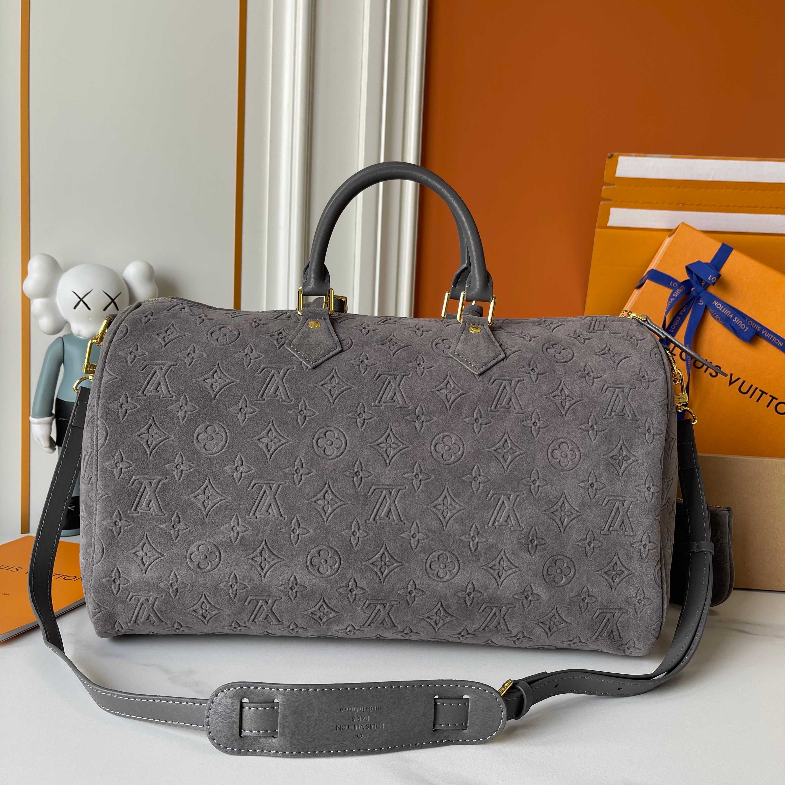 Louis Vuitton Product M15225