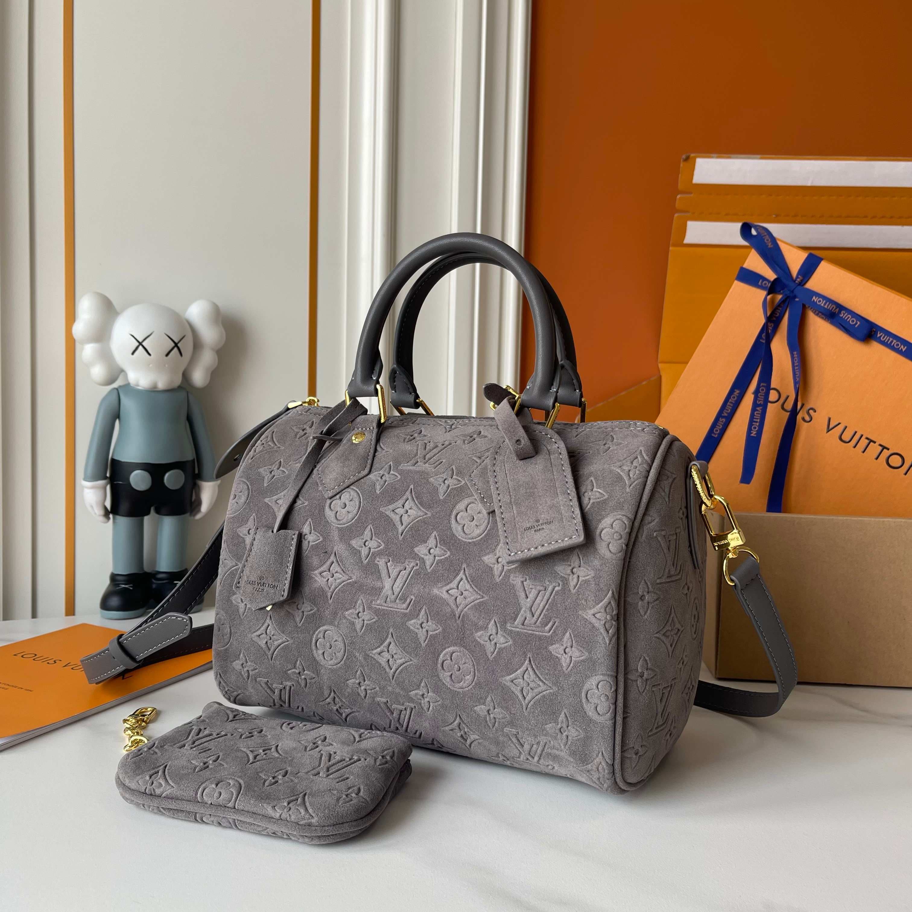 Louis Vuitton Product M15225