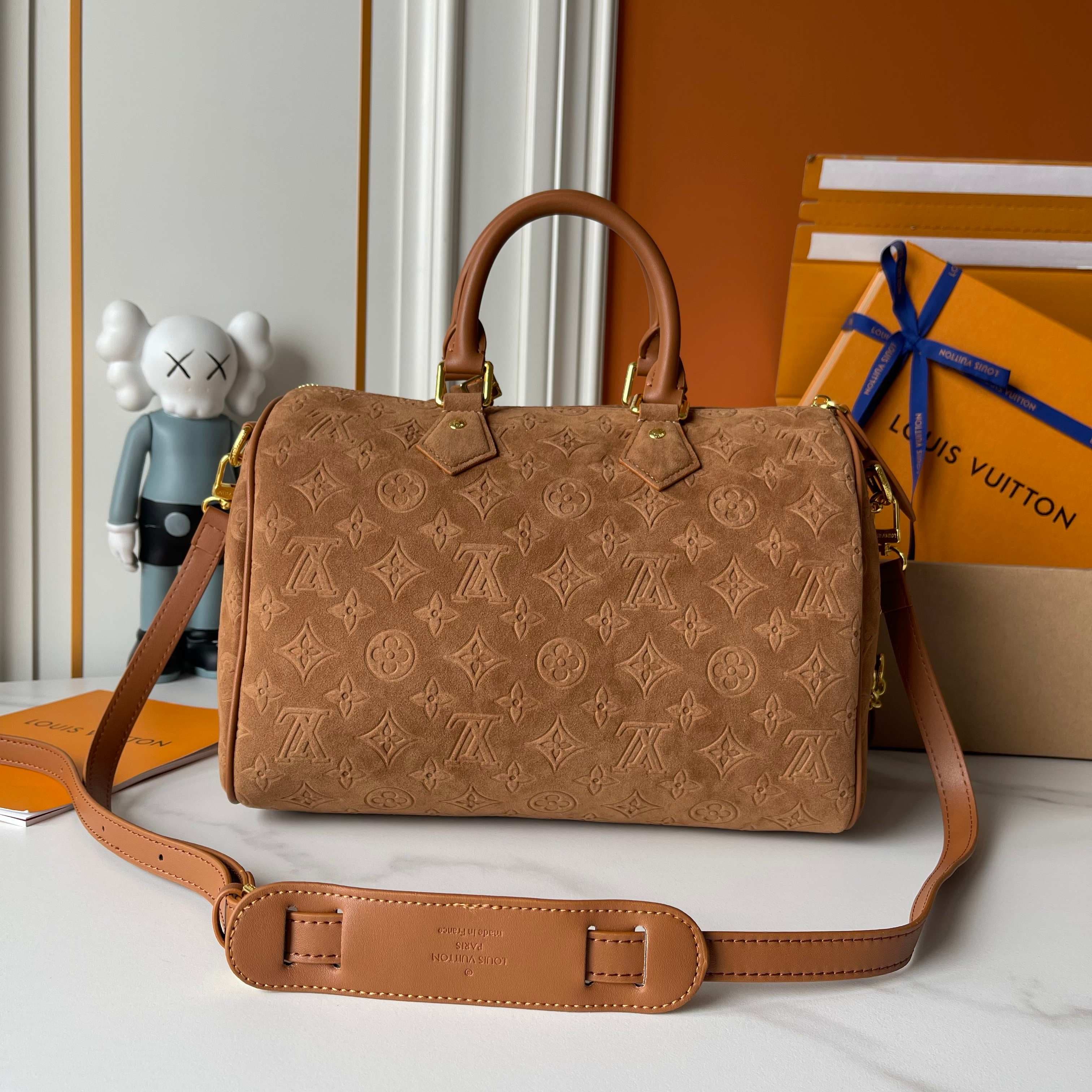 Louis Vuitton Product M15225