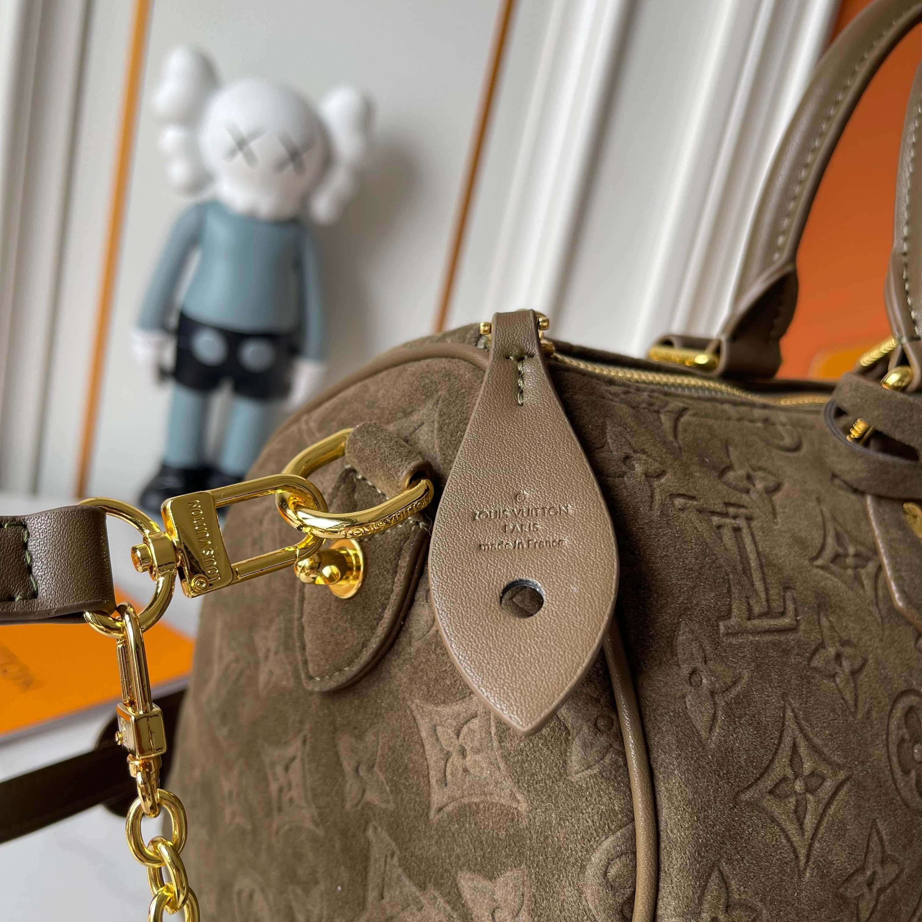 Louis Vuitton Product M15225