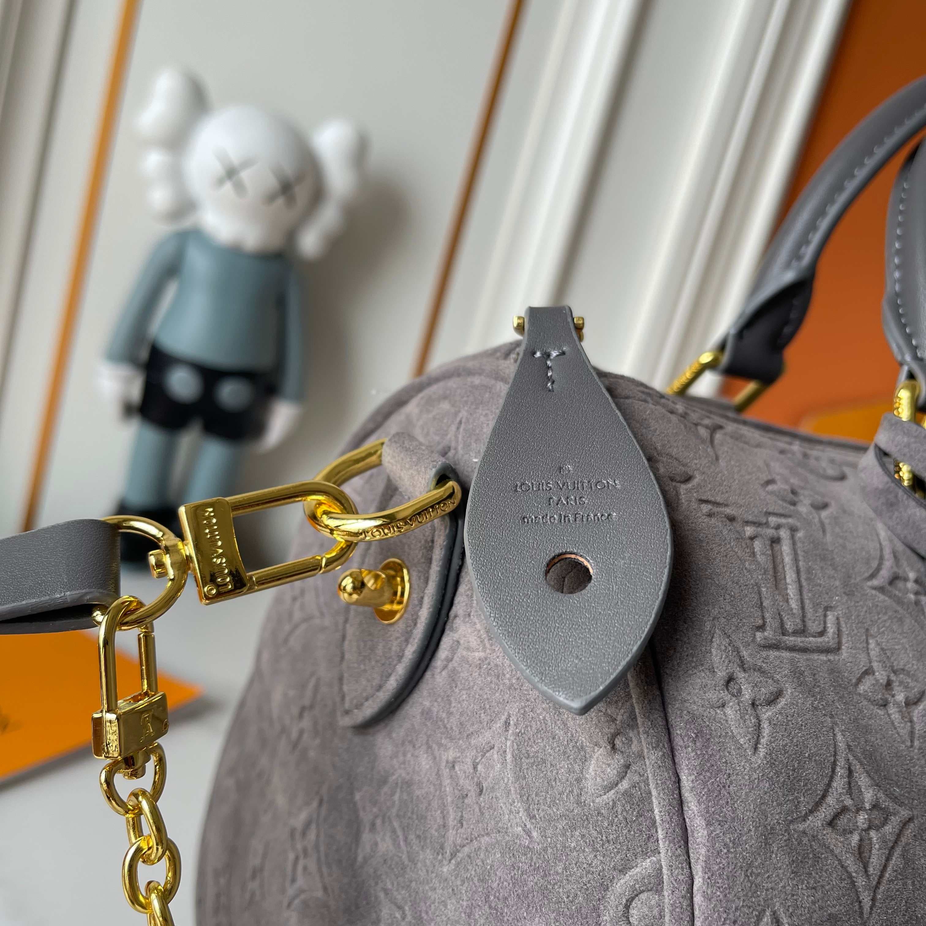 Louis Vuitton Product M15225