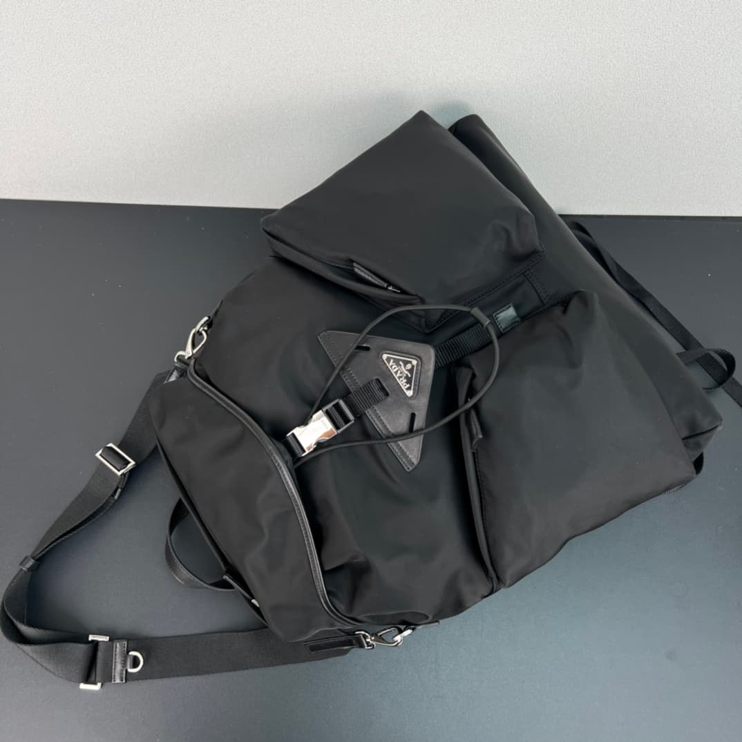 Prada Product 116562