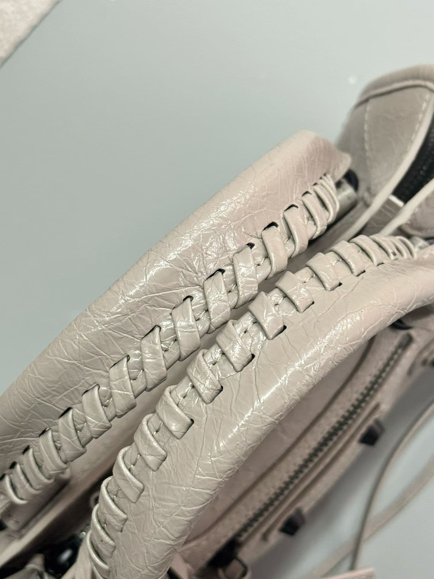 Balenciaga Le City Moto Bag 小号 小号奶茶色 50025