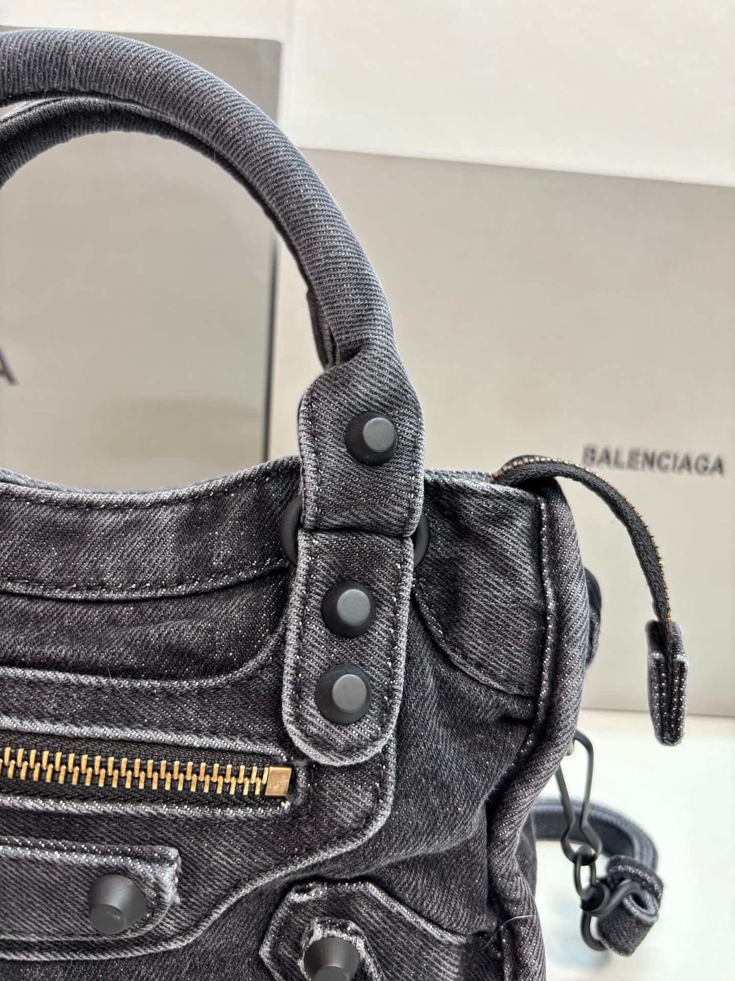 Balenciaga Le City Moto Bag 小号 50025