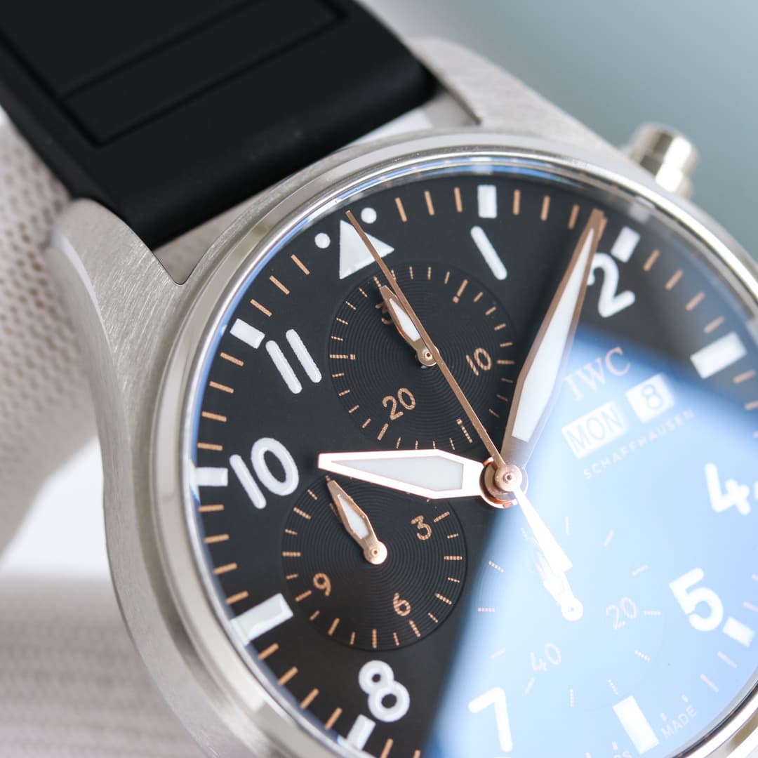 IWC Black Watch IW388116