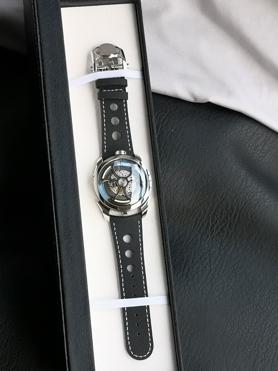 Luxury Brand Blue Watch G101