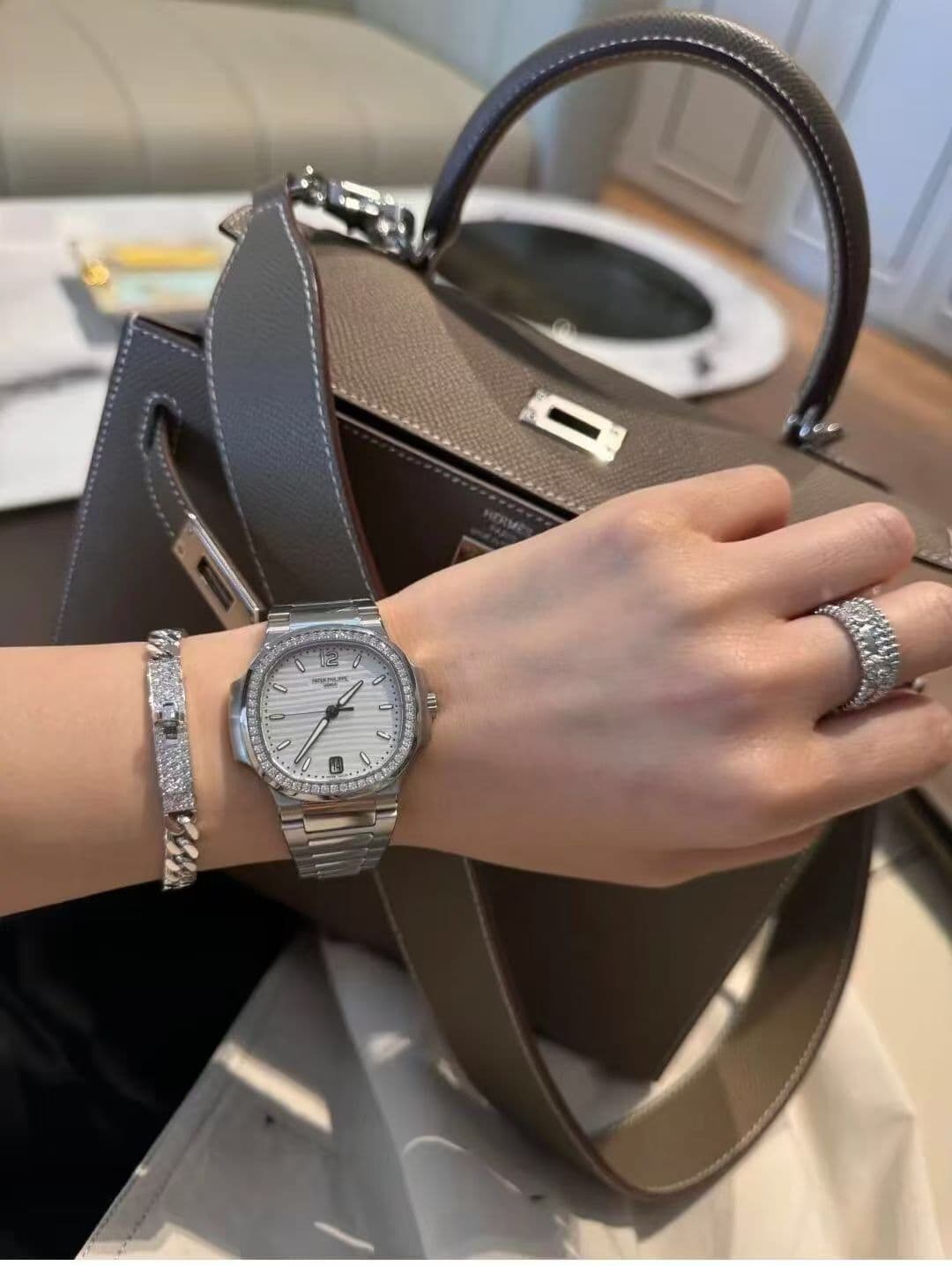 Luxury Watch White Product
