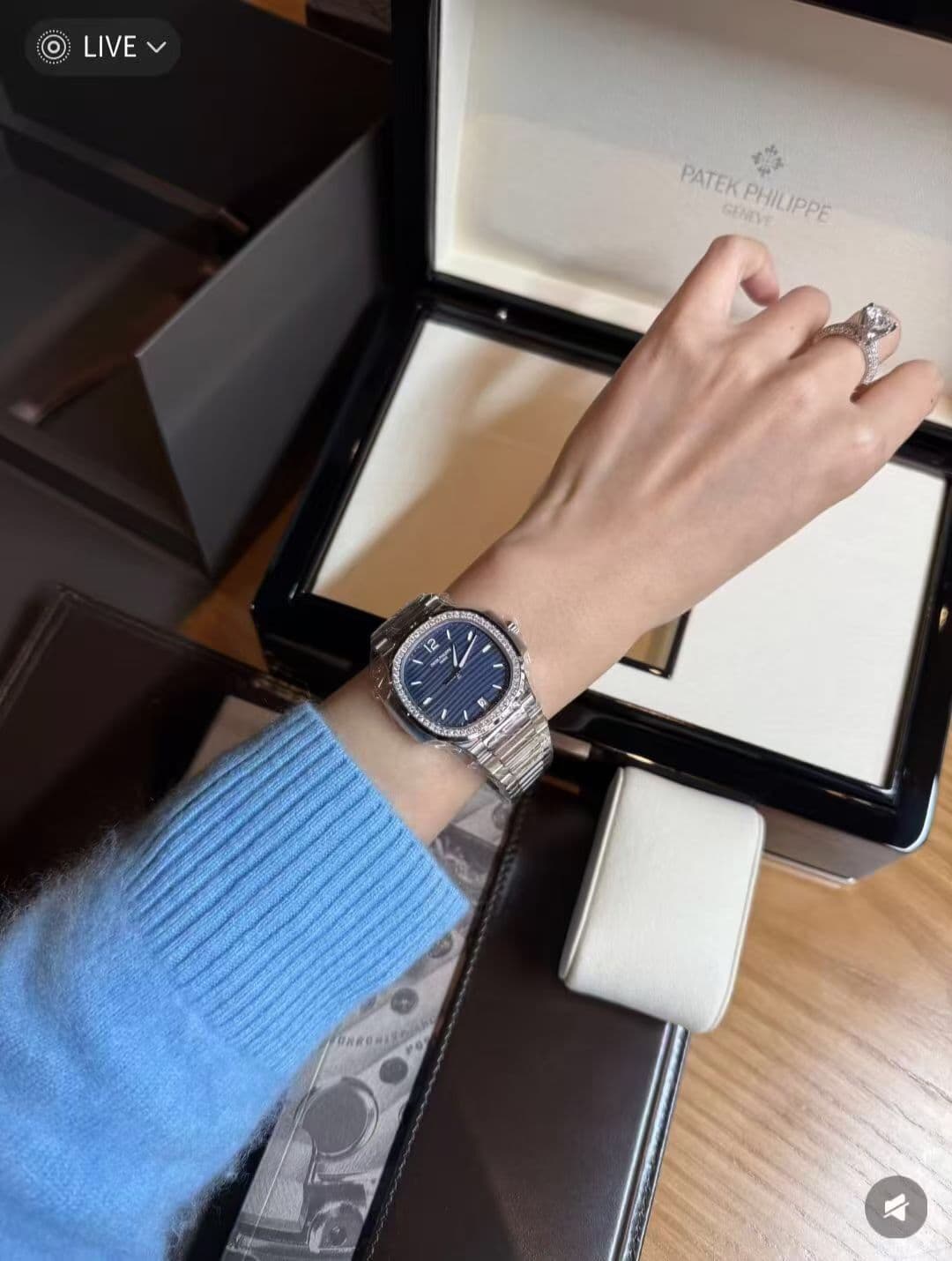 Luxury Watch White Product