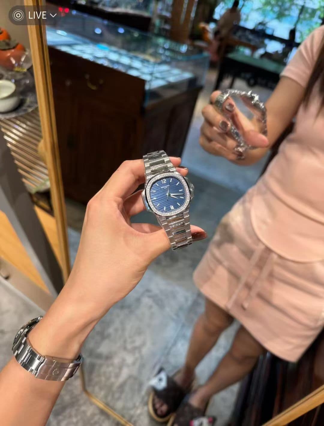 Luxury Watch White Product
