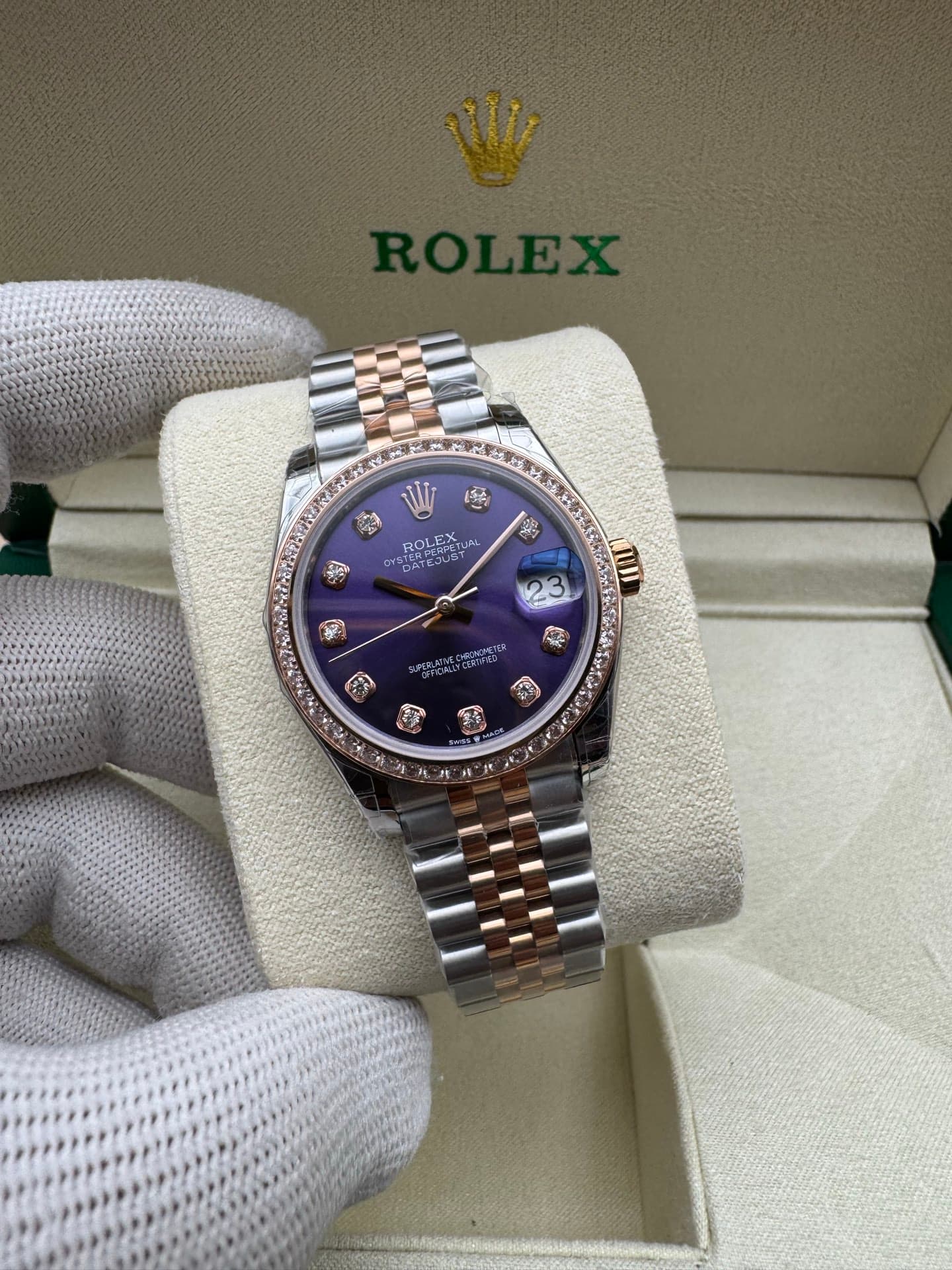 Rolex Gold Accessory