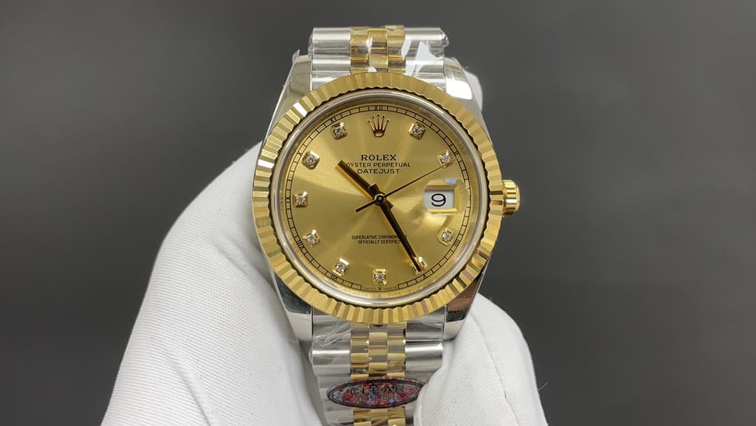 Rolex Gold Accessory