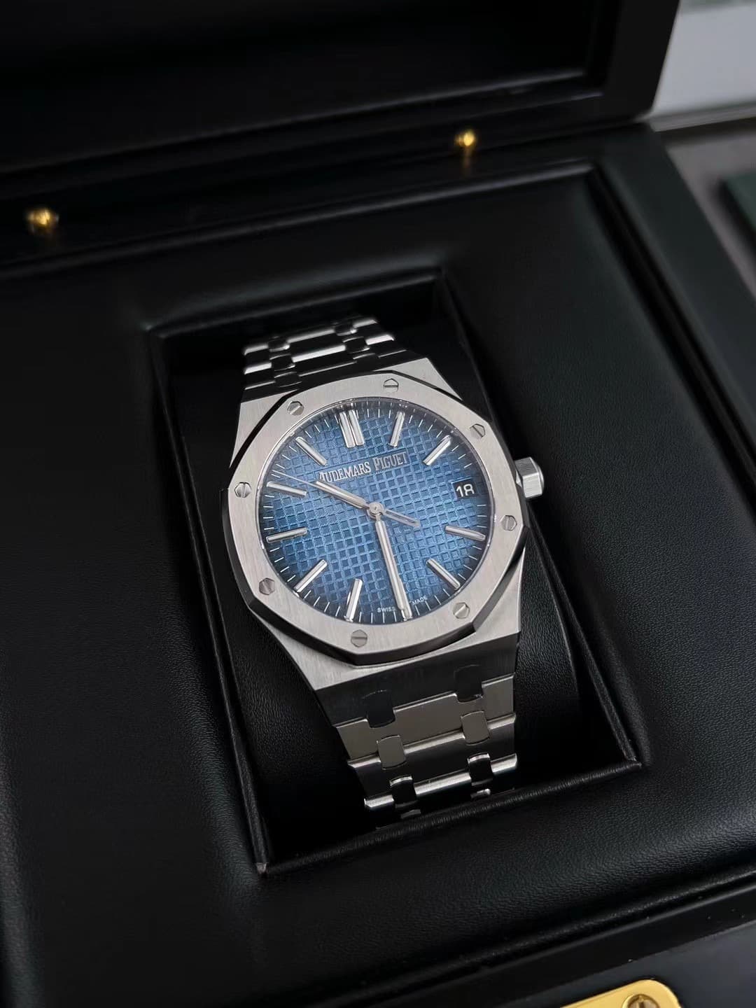 Audemars Piguet Cream Watch