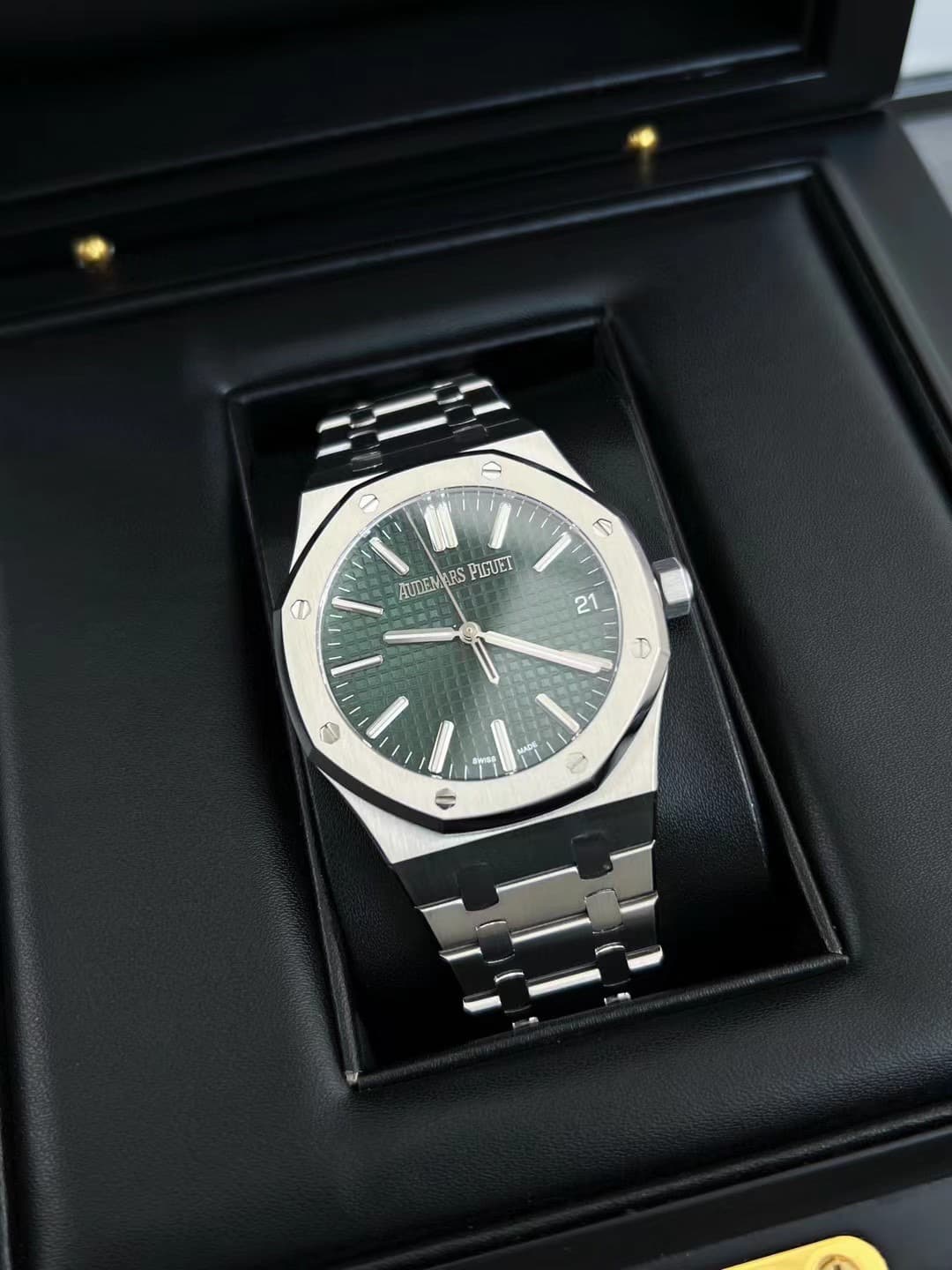 Audemars Piguet Cream Watch