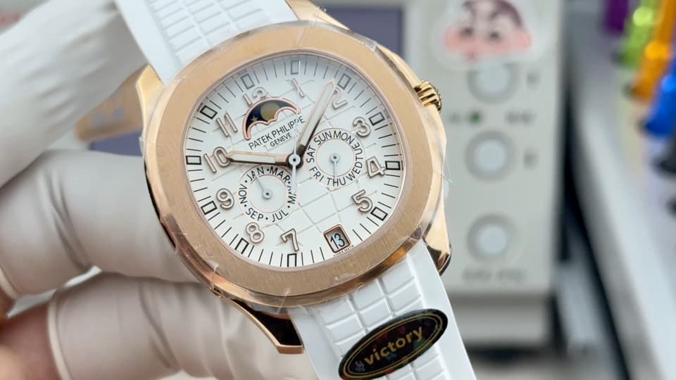 Patek Philippe White Watch Au750