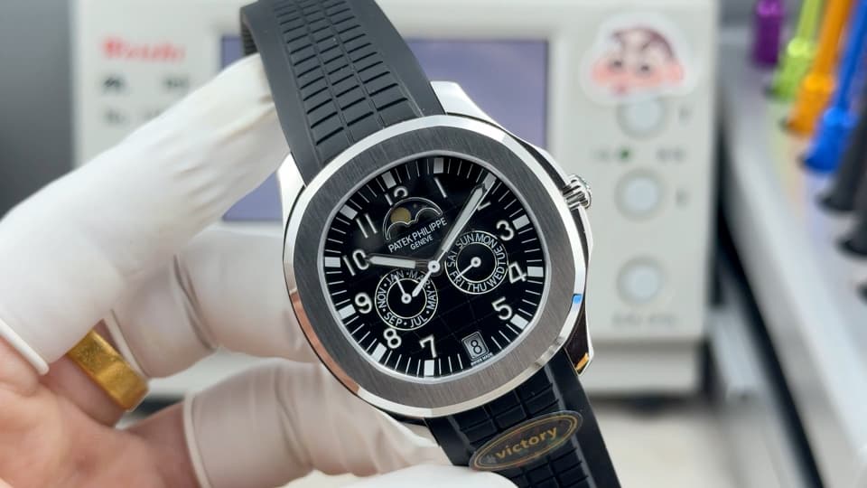 Patek Philippe White Watch Au750
