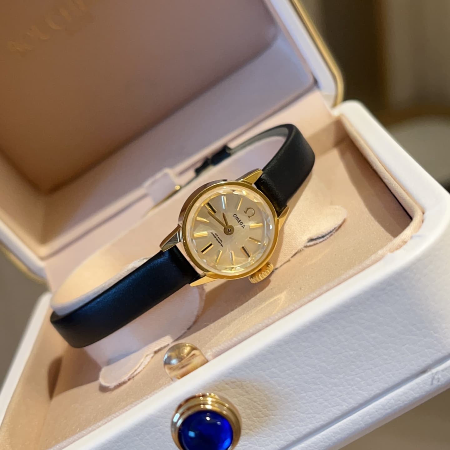 Luxury Watch White Mini Watch