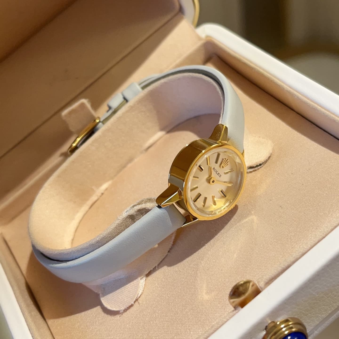 Luxury Watch White Mini Watch