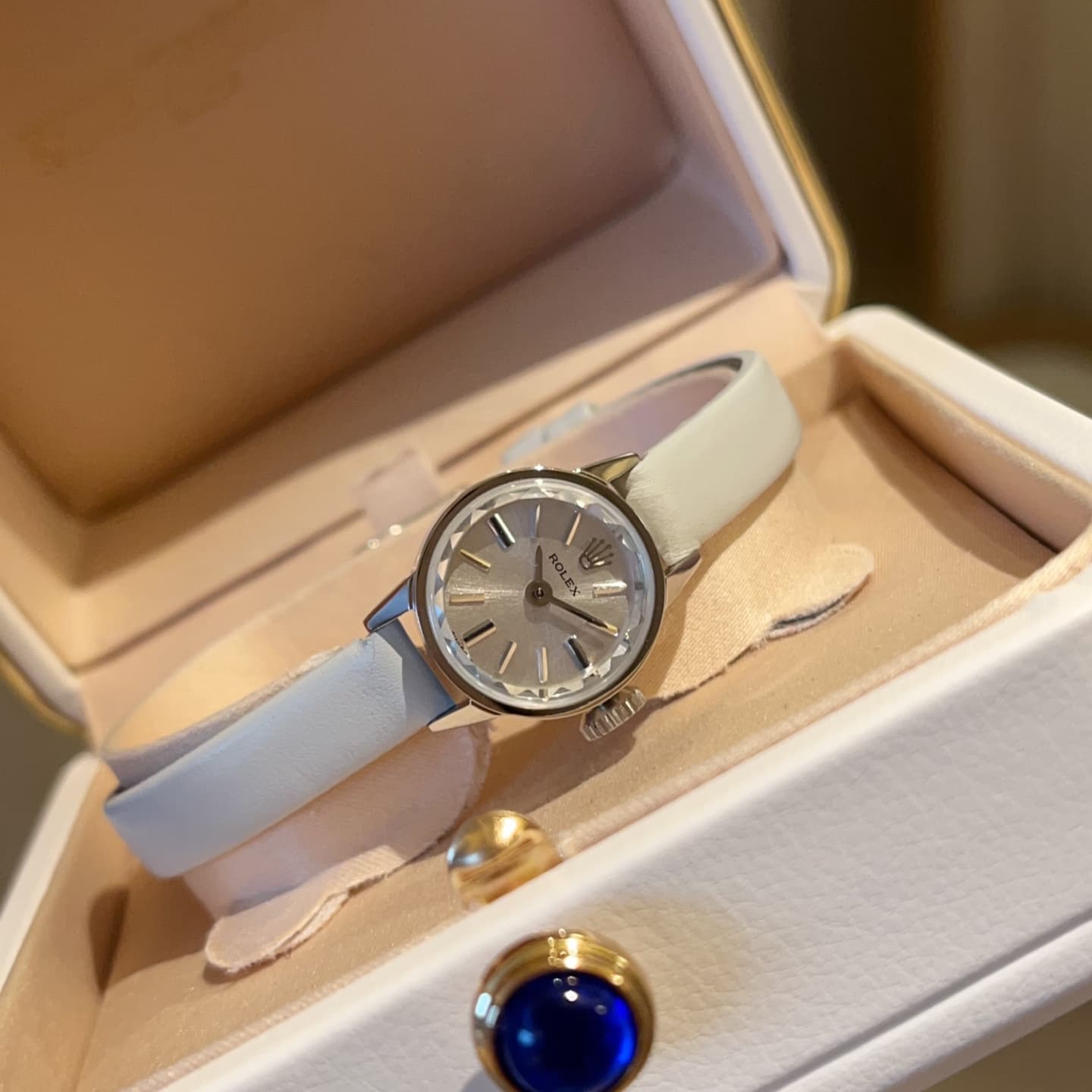 Luxury Watch White Mini Watch
