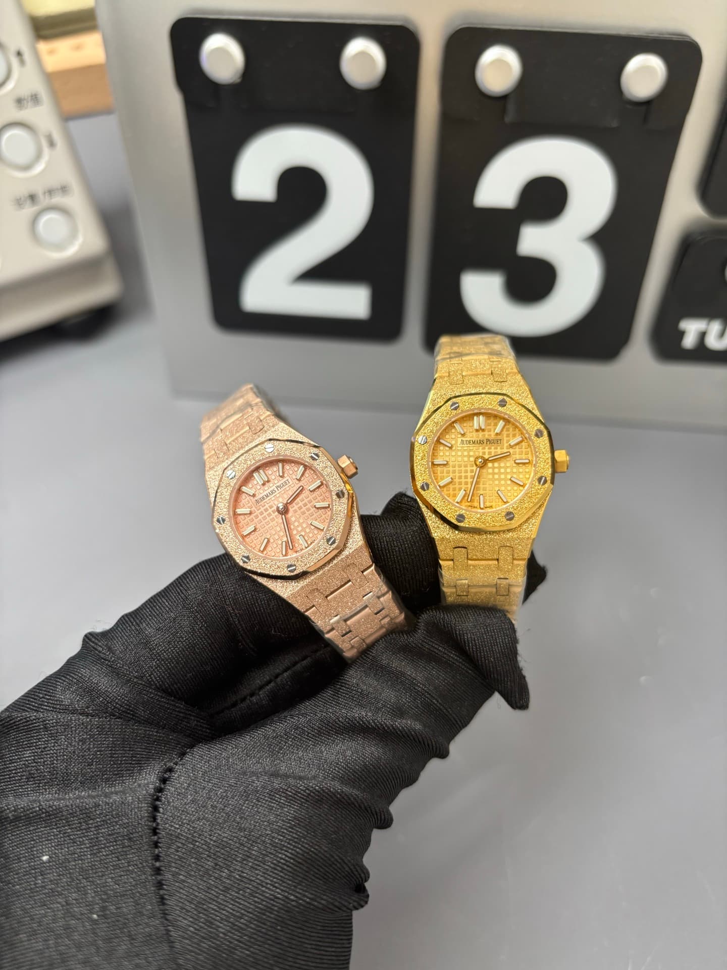 Audemars Piguet Cream Mini Watch