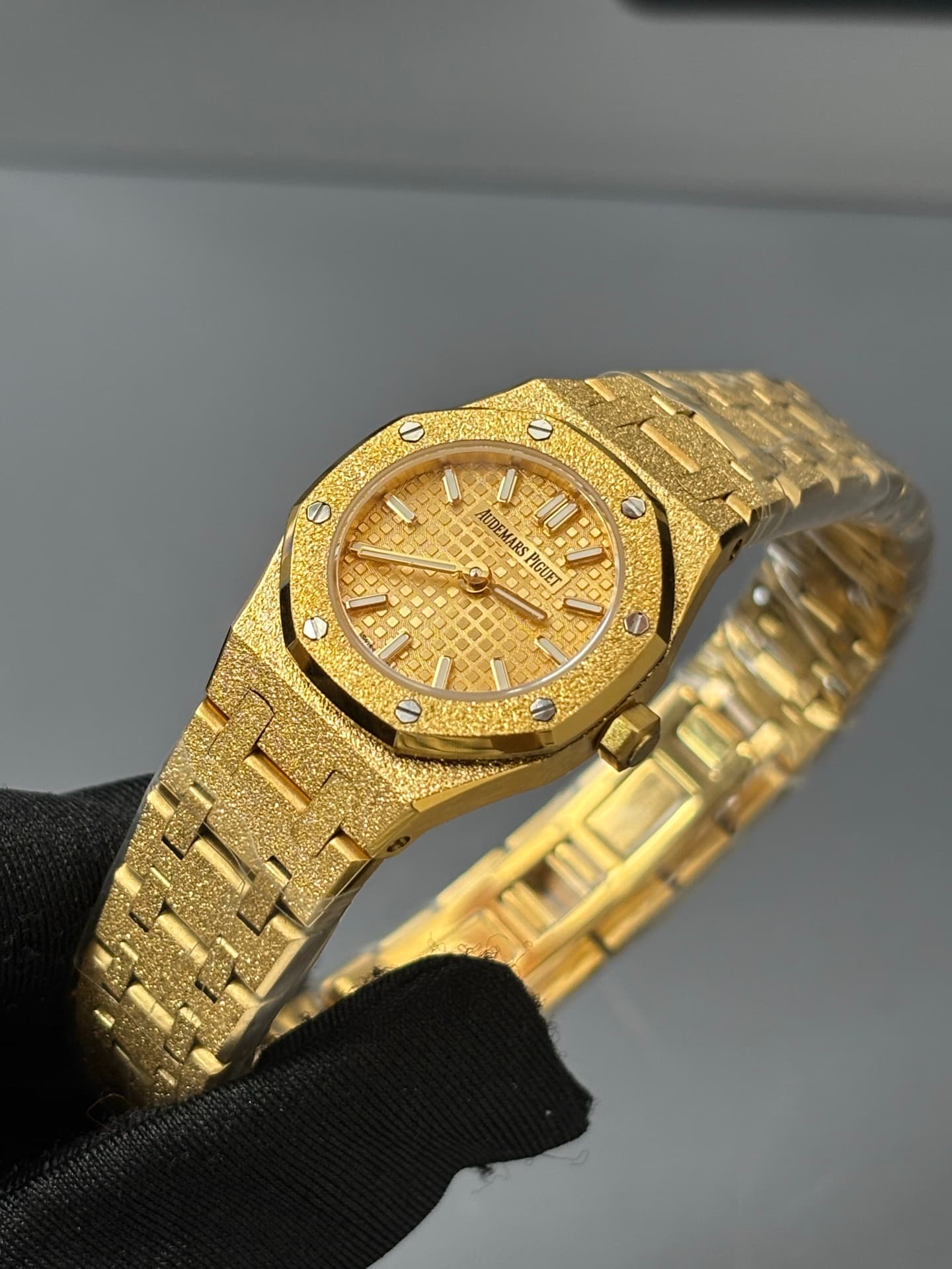 Audemars Piguet Cream Mini Watch