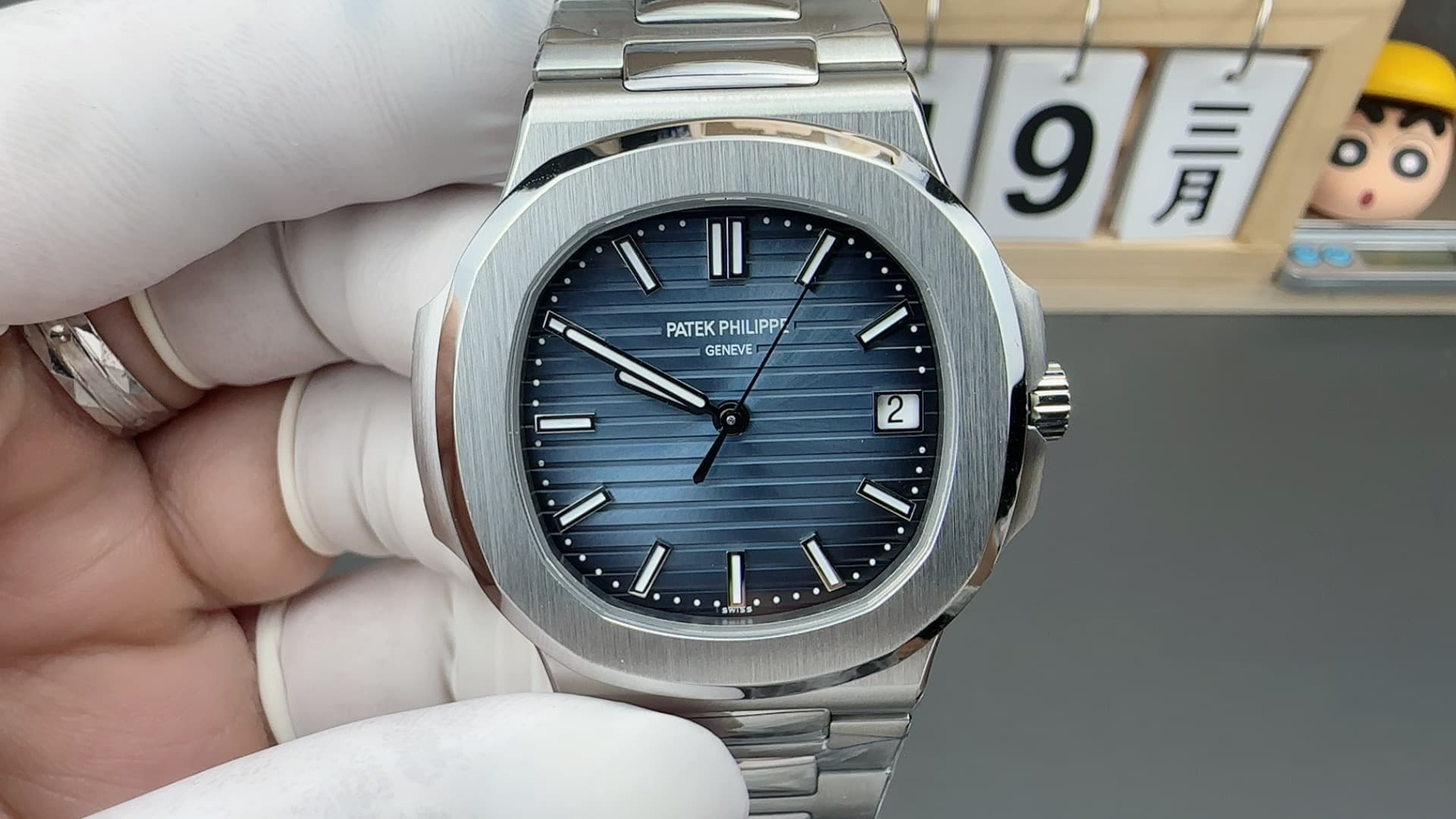 Patek Philippe White Watch SC330