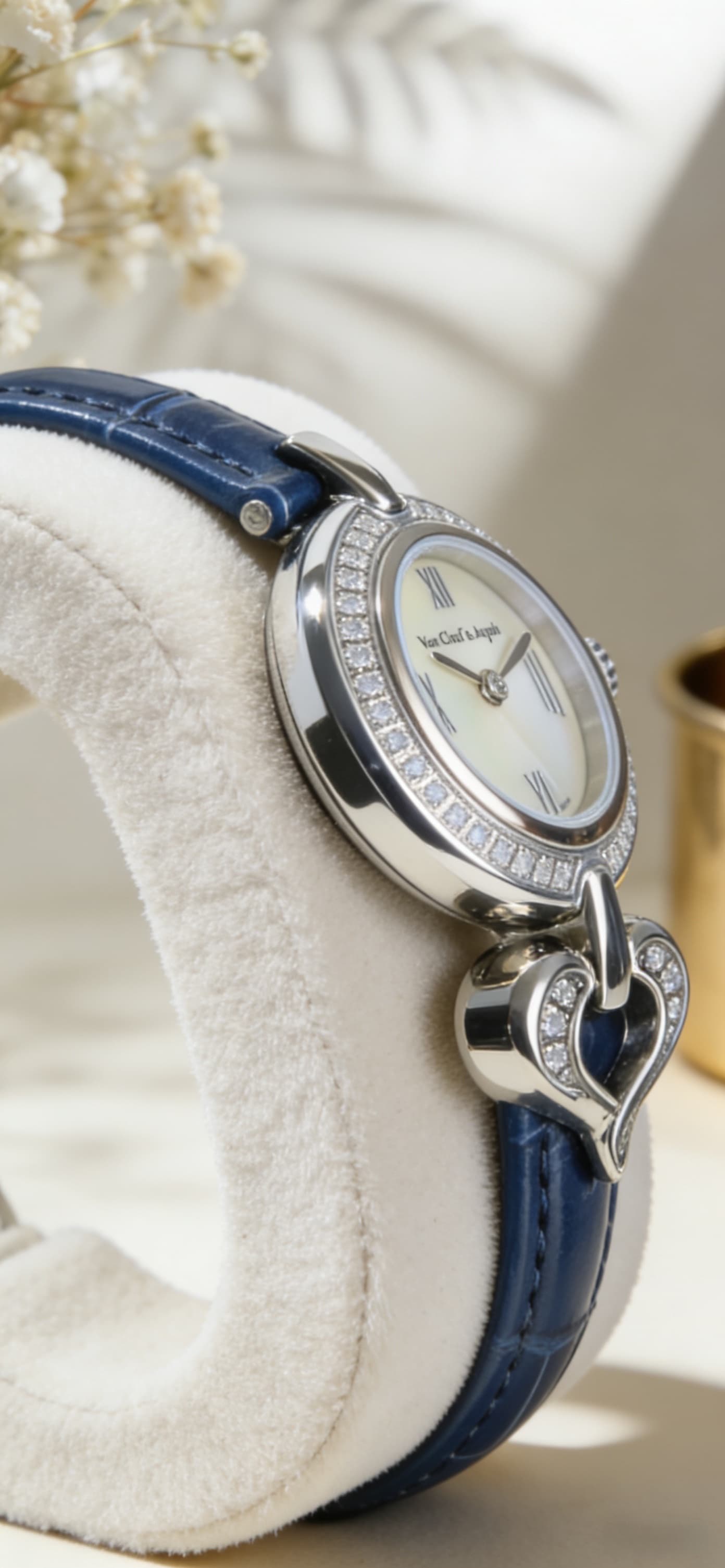 Luxury Watch White Medium Watch