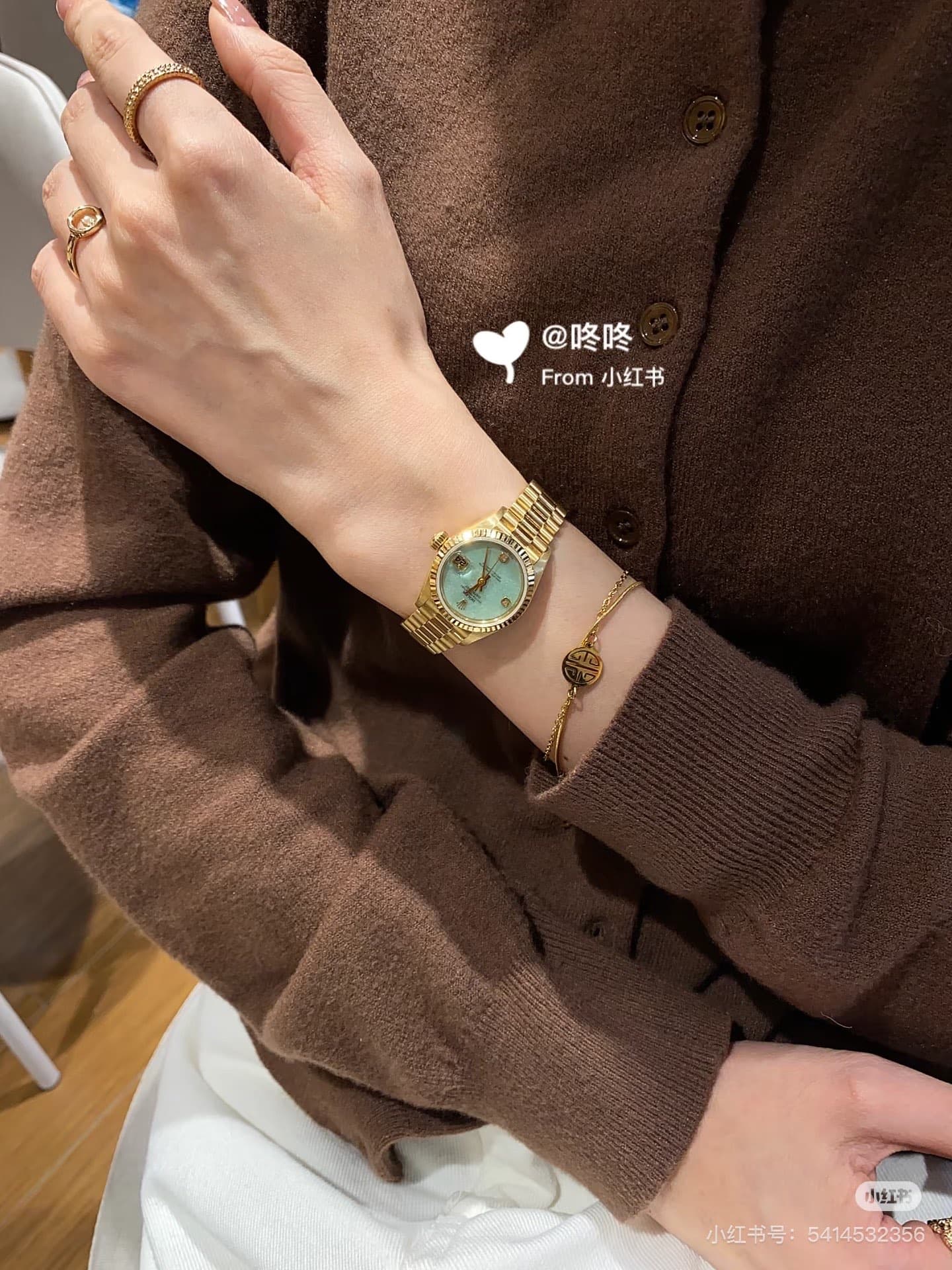 Rolex White Accessory