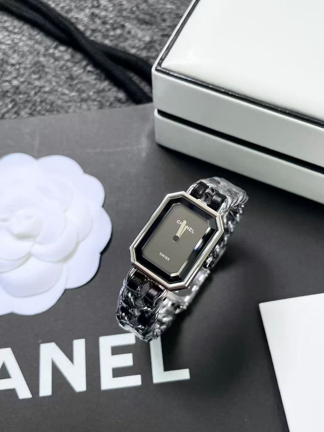 Chanel Black Product